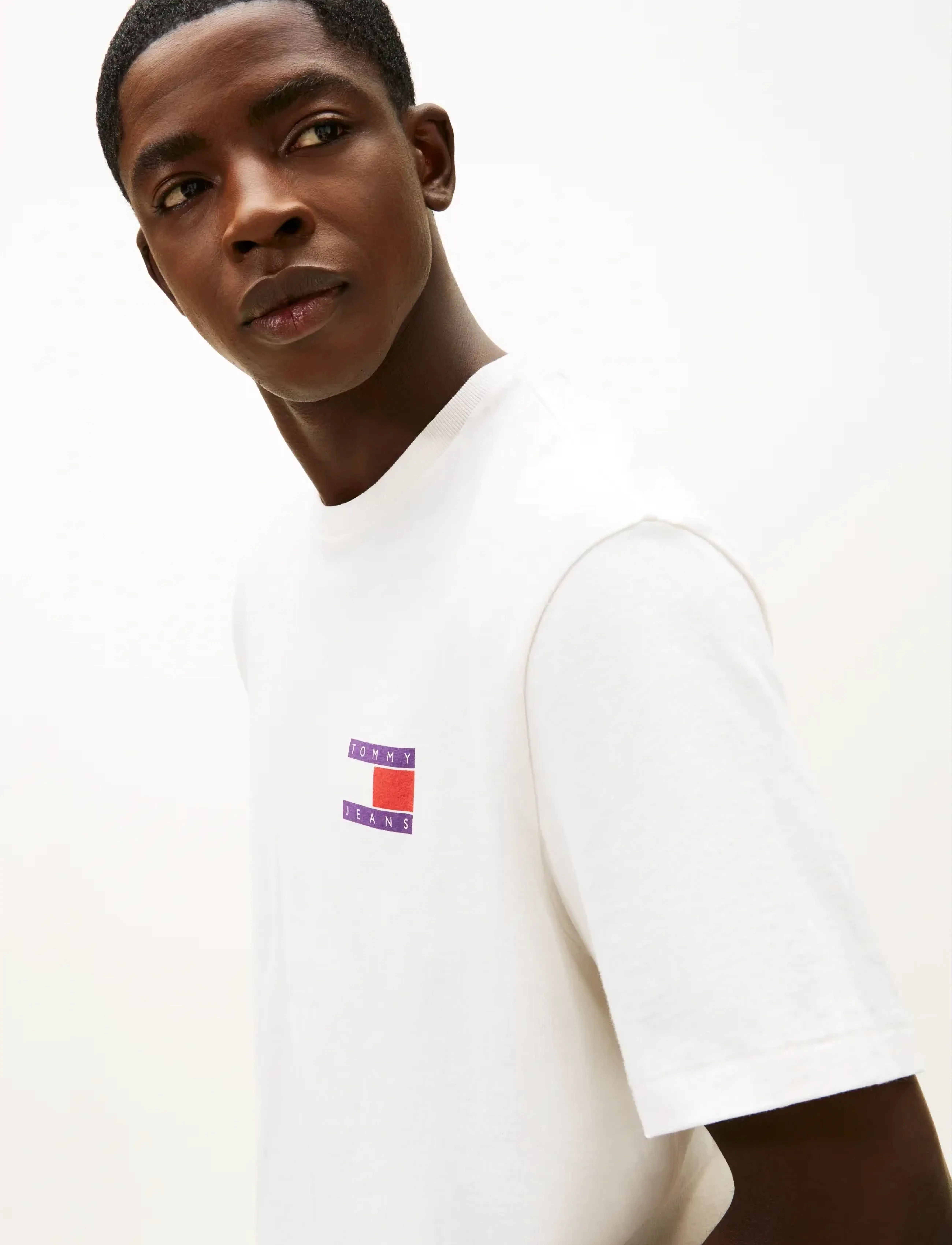 Tommy Jeans - TJM 90S PEAKS BACKPRINT SS TEE - short-sleeved t-shirts - ancient white - 4