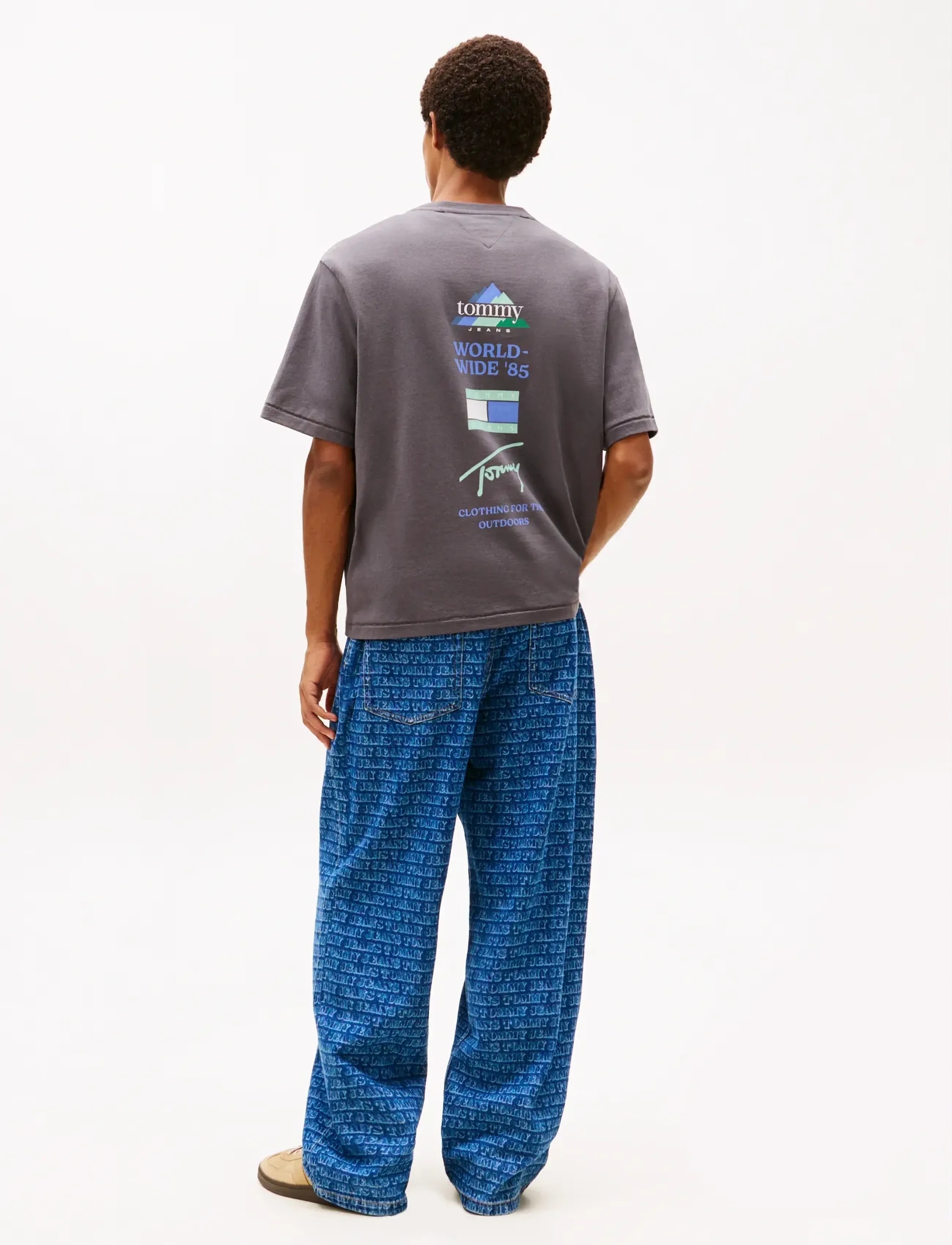 Tommy Jeans - TJM 90S PEAKS BACKPRINT SS TEE - kurzärmelig - washed black - 3