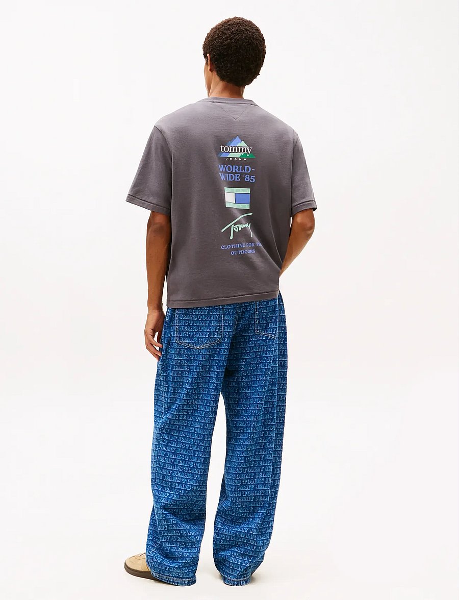 Tommy Jeans - TJM 90S PEAKS BACKPRINT SS TEE - kurzärmelige t-shirts - washed black - 3