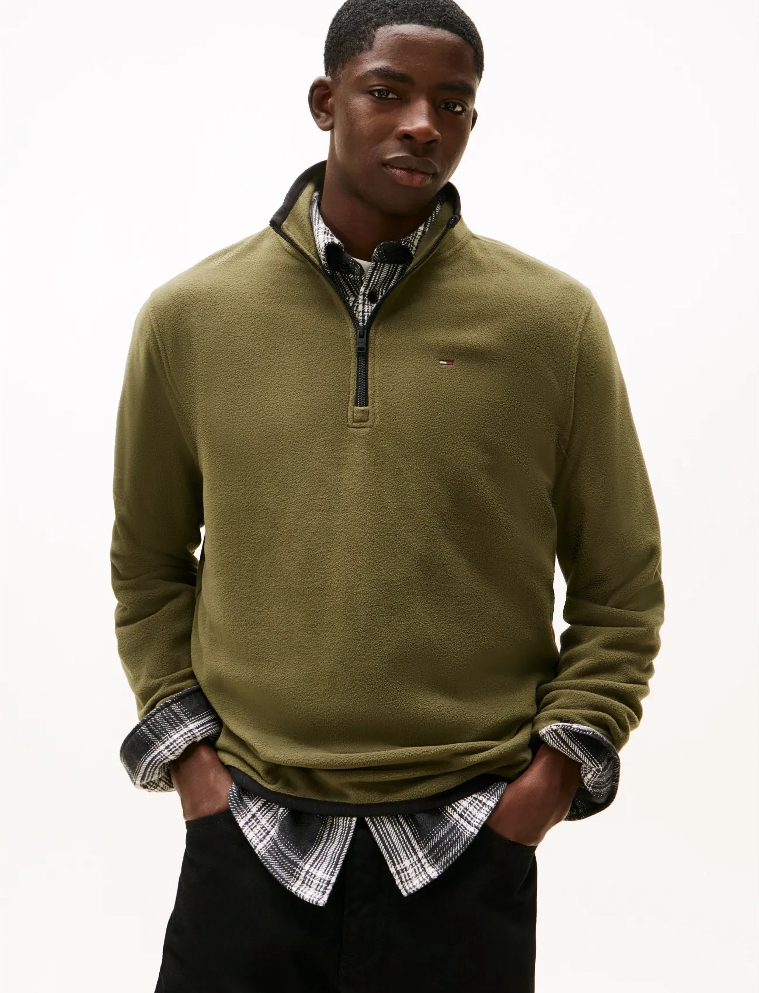 Tommy Jeans TJM REG S FLAG POLAR FLEECE QZ - Strickmode - DARK GREENERY / green