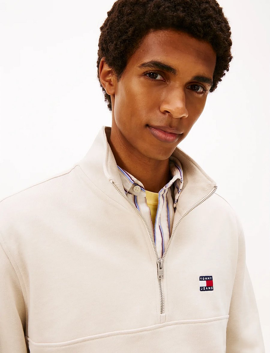Tommy Jeans - TJM REG BADGE QZ EXT - hettupeysur - ancient white htr - 4