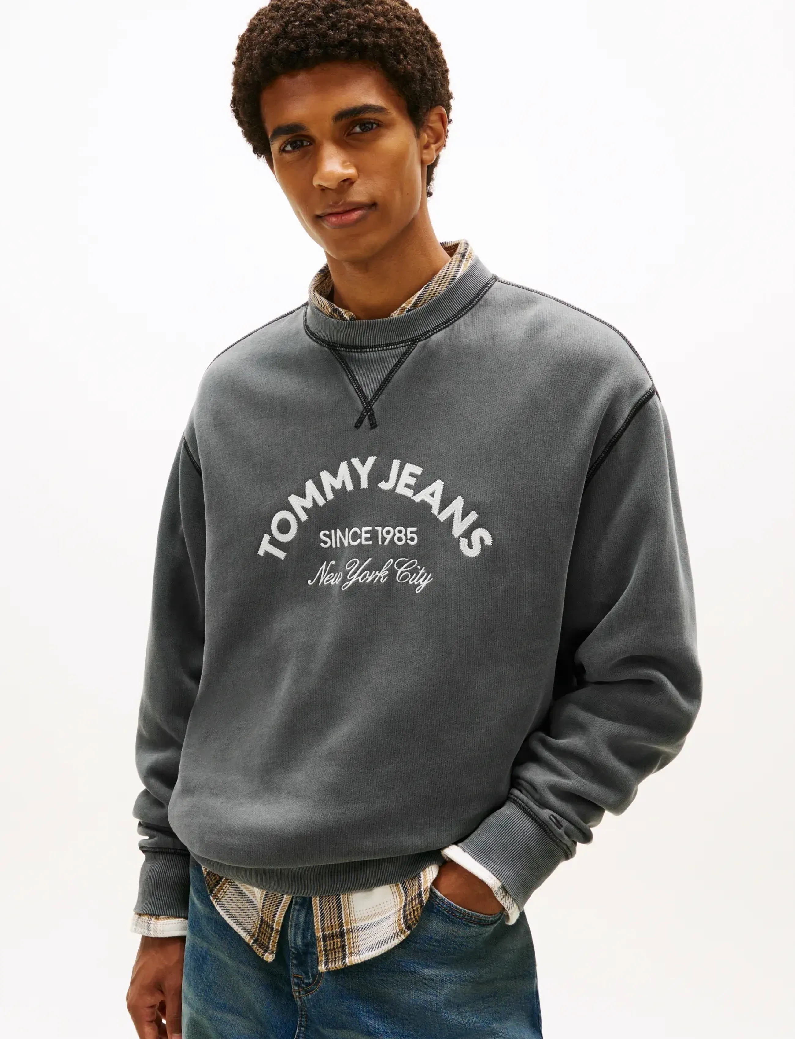 Tommy Jeans TJM REG GMD APPLIQUE CREW - Sweatshirts - BLACK / black