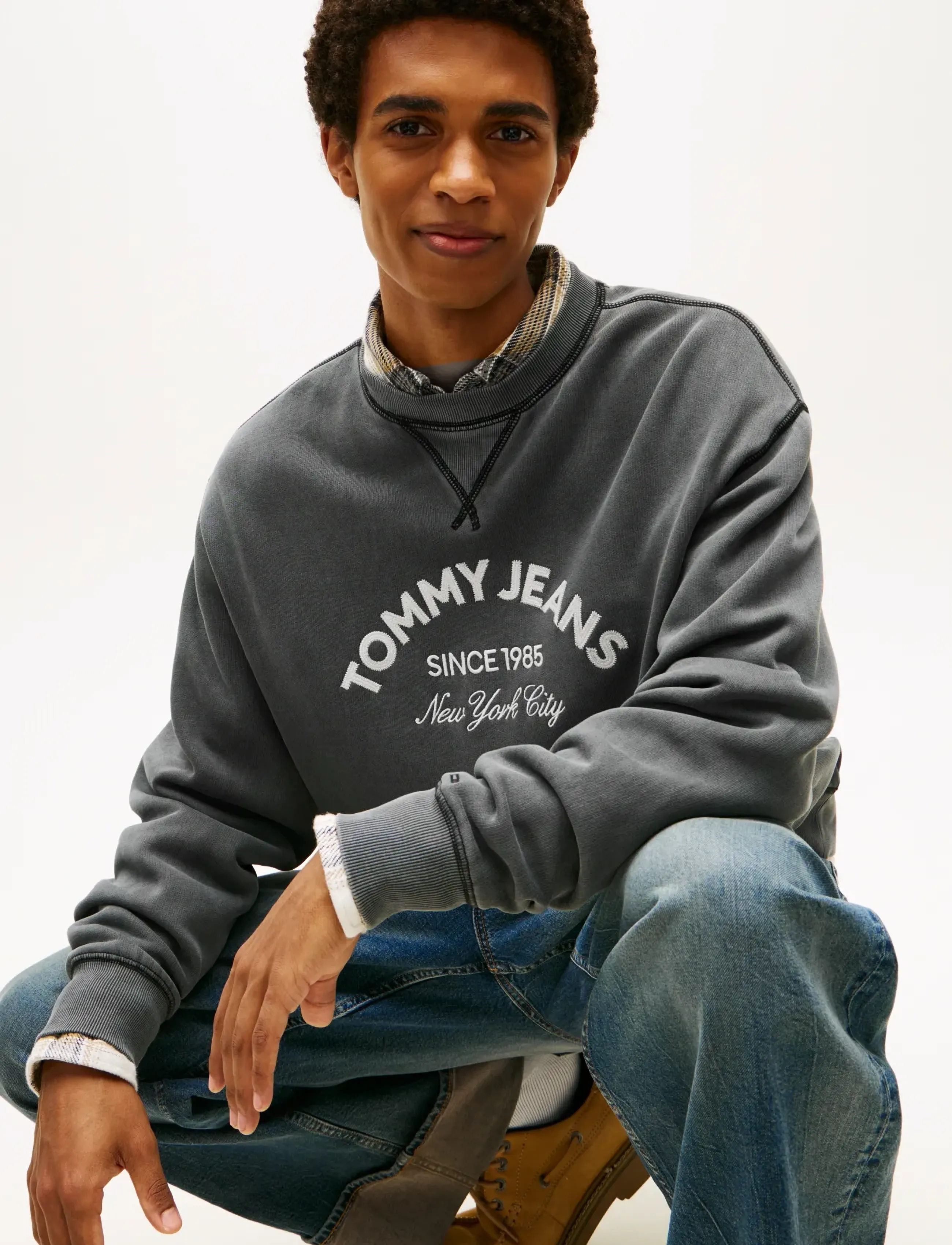 Tommy Jeans - TJM REG GMD APPLIQUE CREW - truien - black - 4