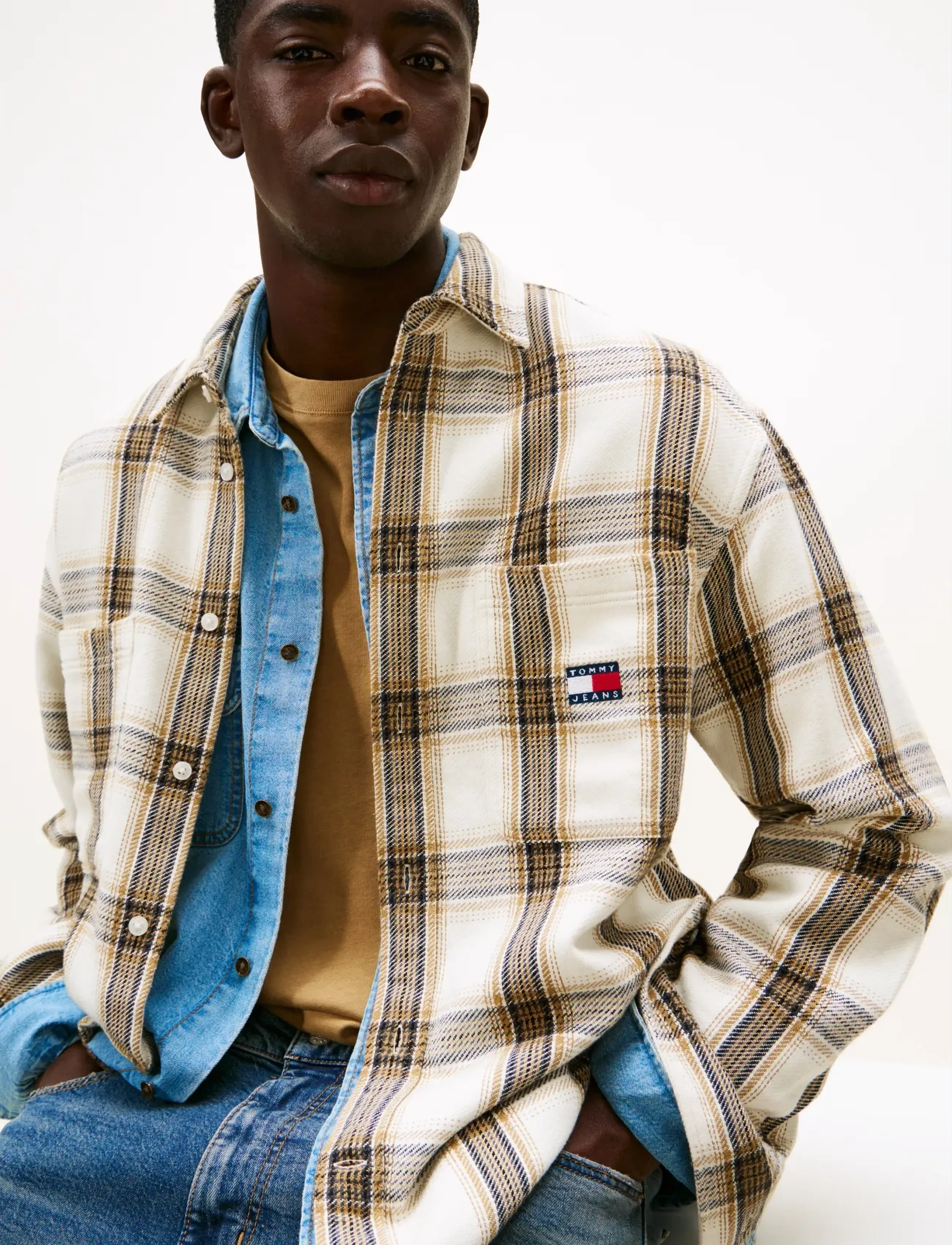 Tommy Jeans - TJM RLX CHECK BRUSHED OS EXT - rutiga skjortor - ancient white check - 5