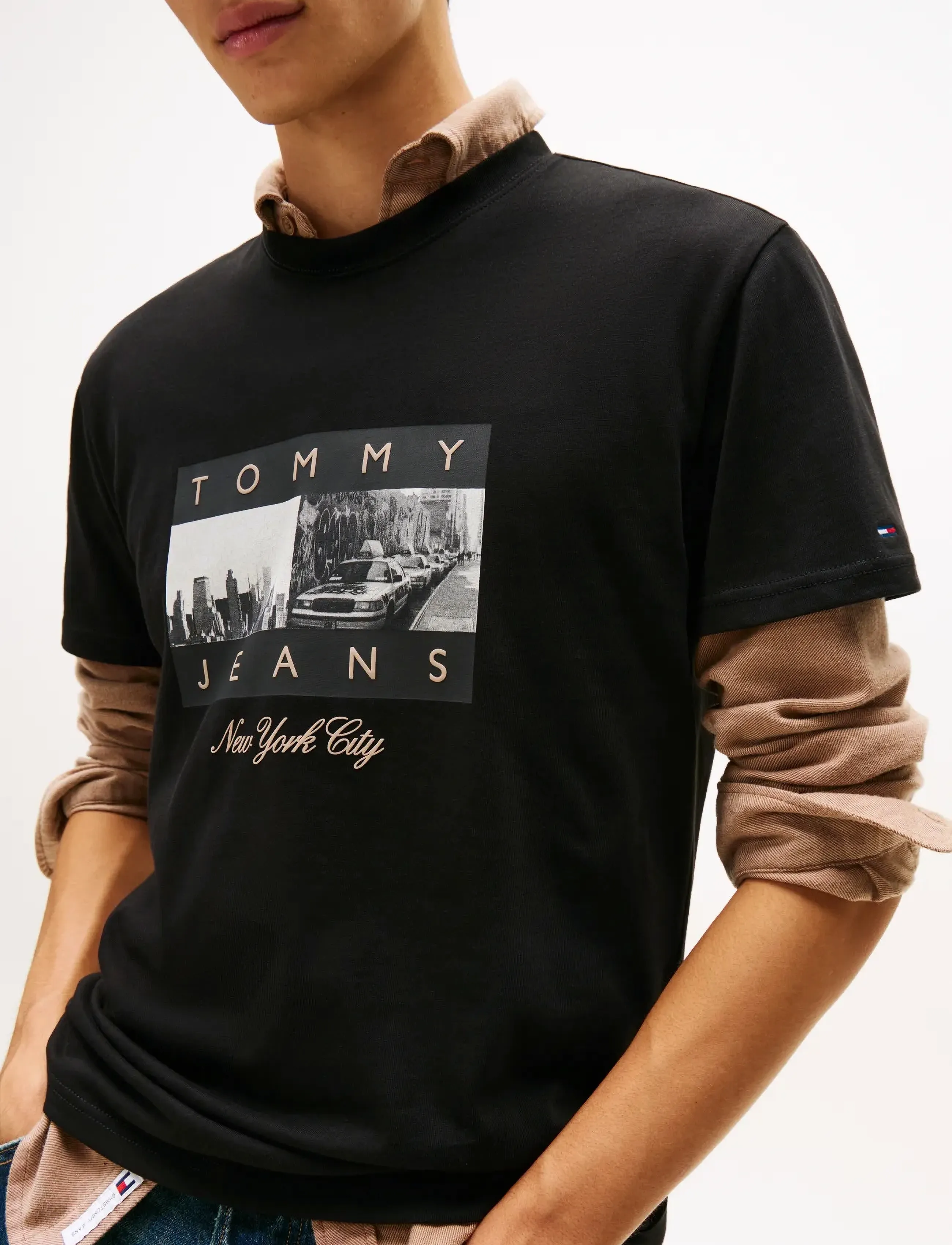 Tommy Jeans - TJM REG PHOTO FLAG SS TEE - kurzärmelig - black - 4