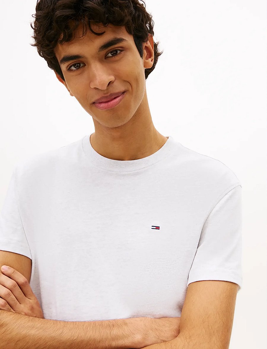 Tommy Jeans - TJM REG SFLAG SS TEE EXT - kortärmade t-shirts - ice grey heather - 4