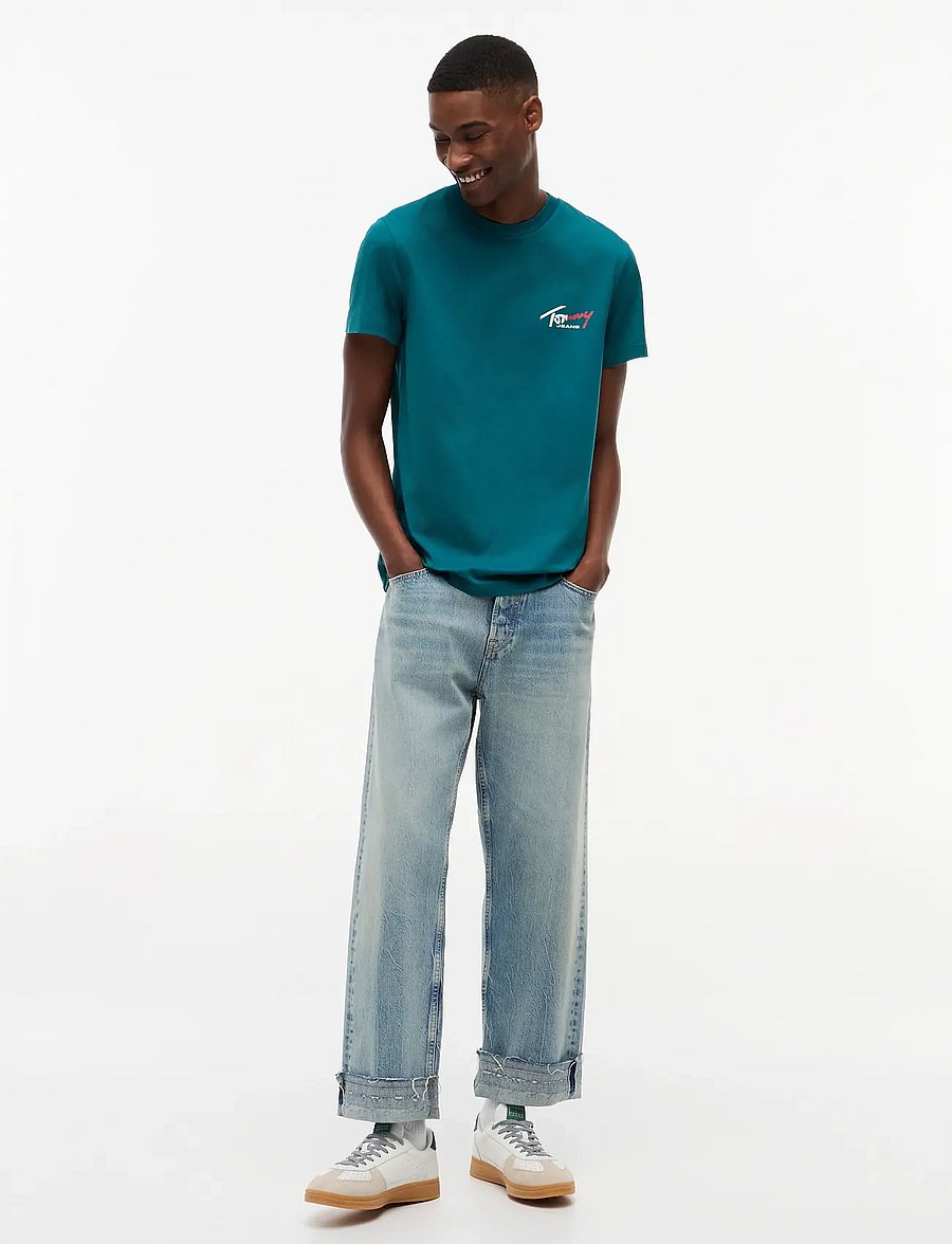 Tommy Jeans - TJM SLIM SIGN CHEST SS TEE EXT - short-sleeved t-shirts - polar teal - 4