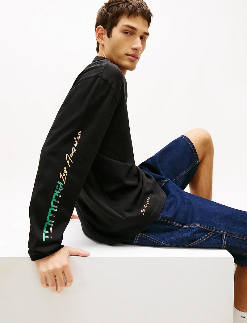 Tommy Jeans - TJM RLX LA LS TEE - långärmade t-shirts - black - 4