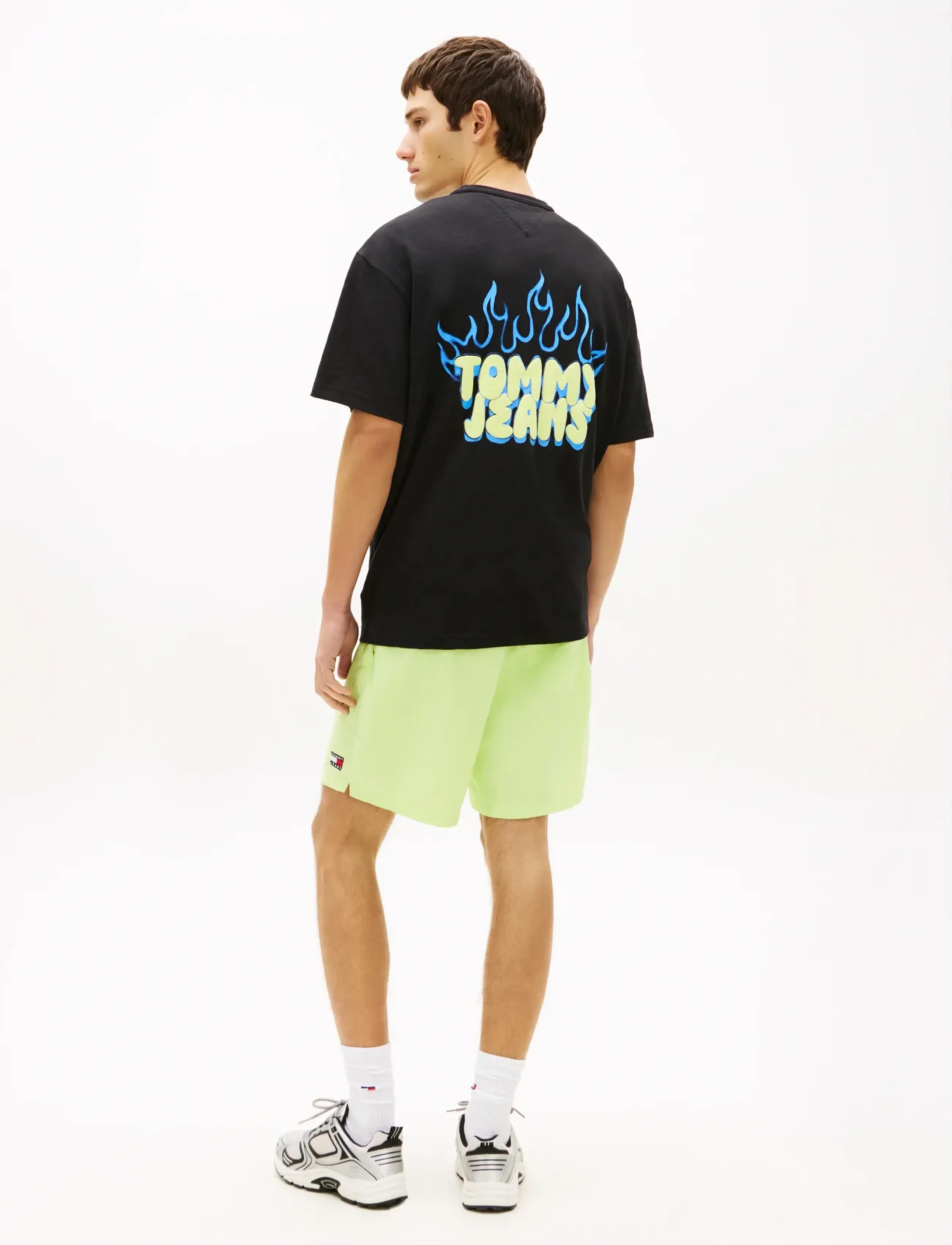 Tommy Jeans - TJM RLX BUBBLE FLAME SS TEE - kortærmede t-shirts - black - 2
