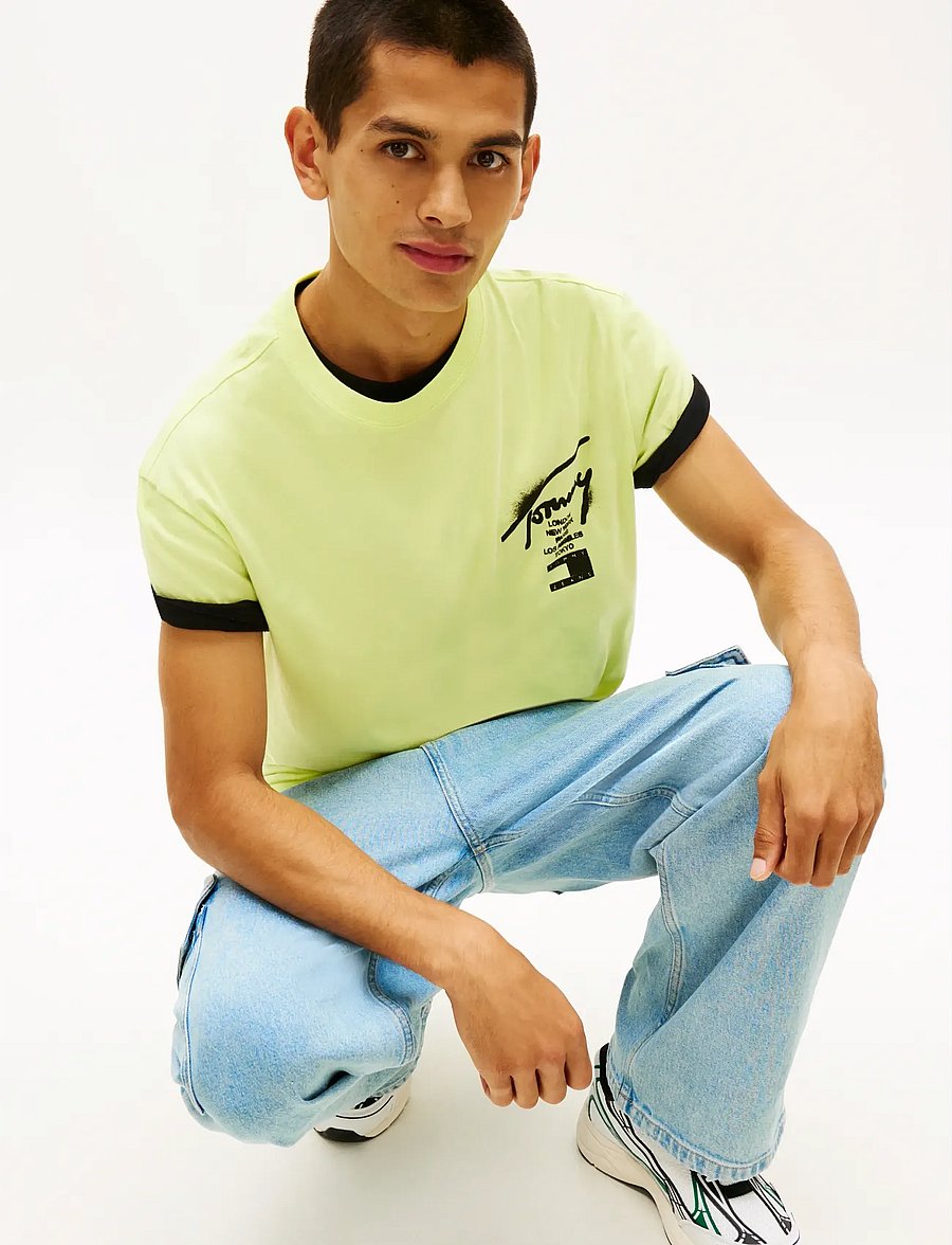 Tommy Jeans - TJM REG CITY SIGN SS TEE EXT - kurzärmelige t-shirts - faded lime - 4