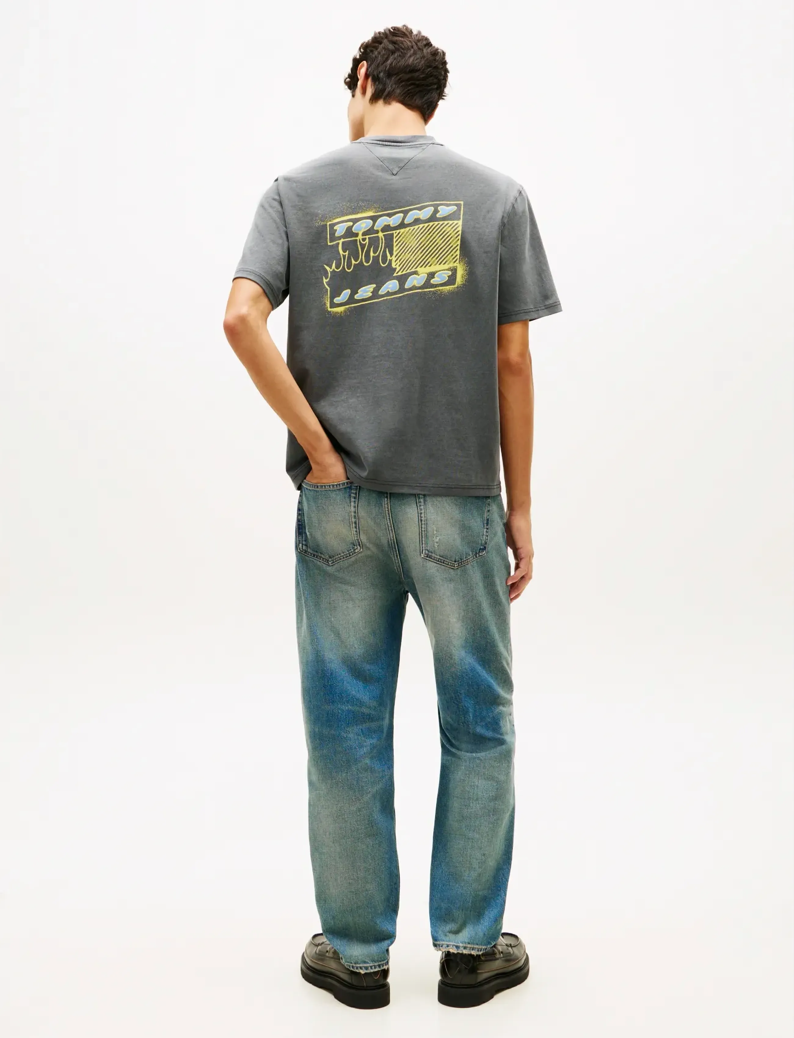 Tommy Jeans - TJM 90S BUBBLE FLAG SS TEE - t-shirts à manches courtes - black - 2