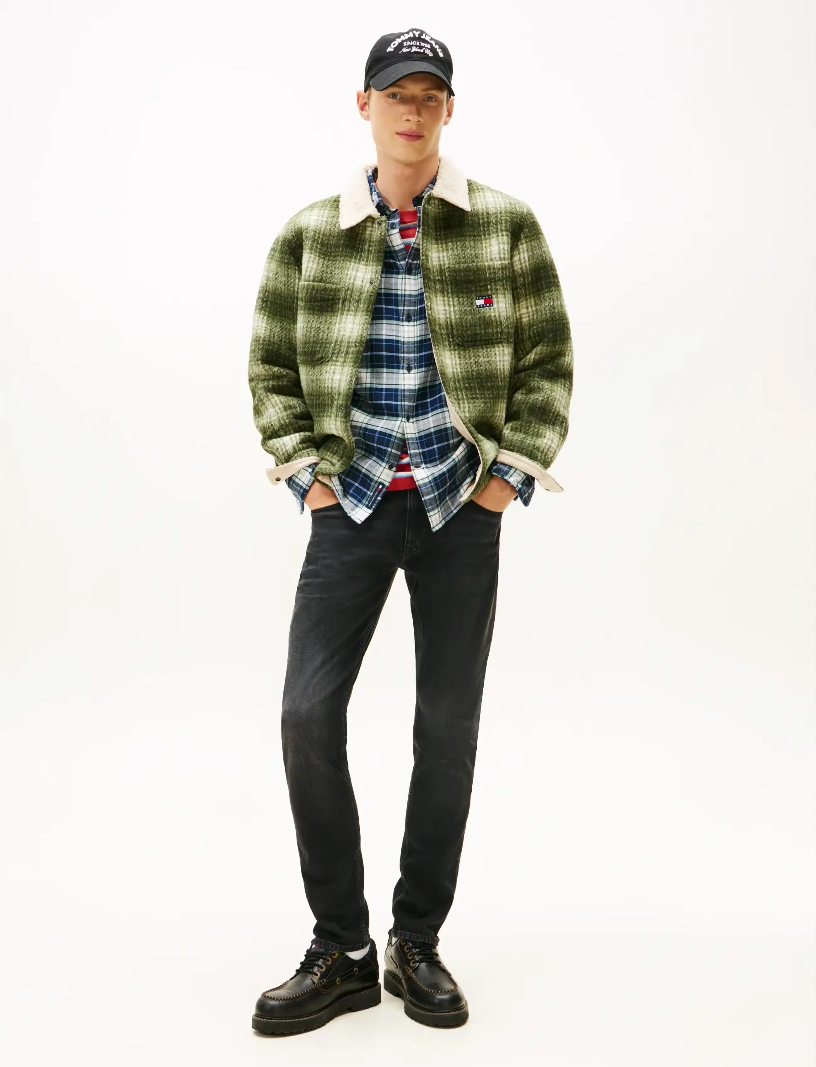 Tommy Jeans - SCANTON SLIM BI5181 - kitsad teksad - denim black - 2