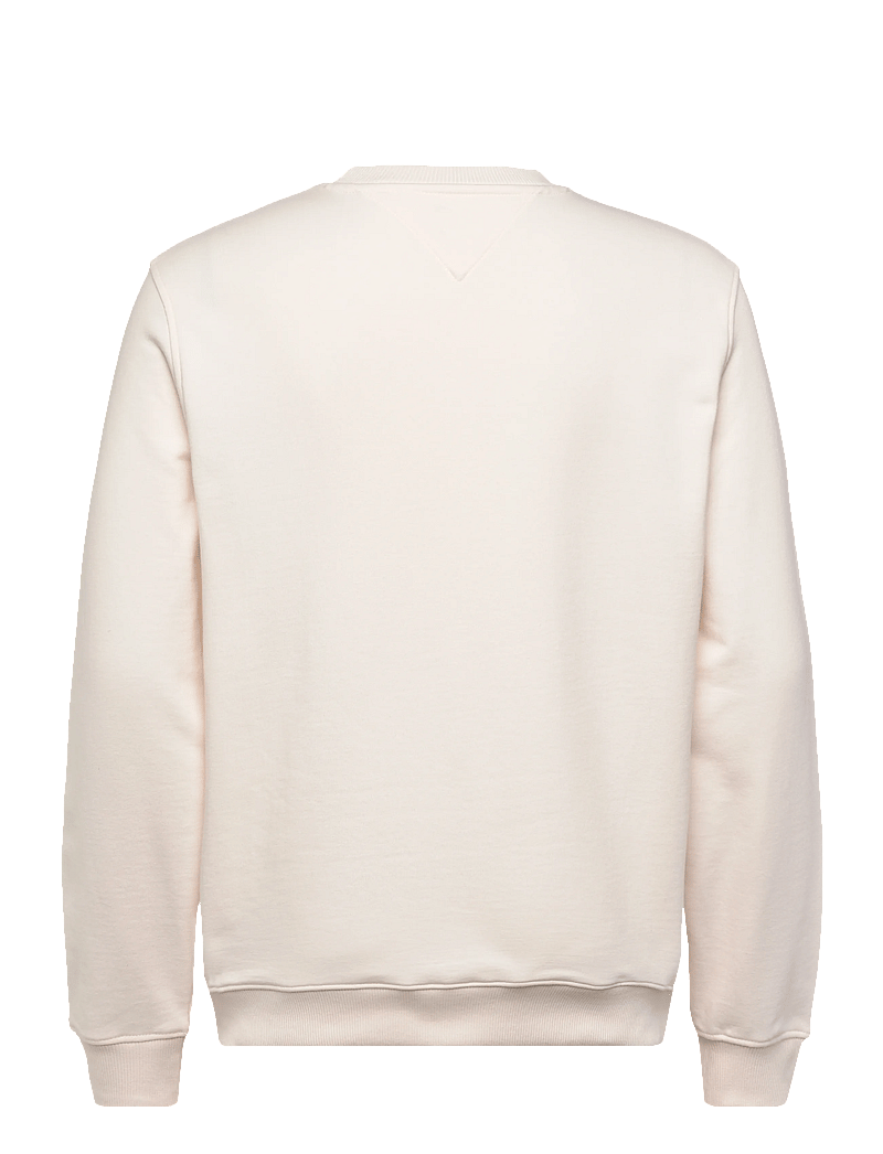 Tommy Jeans - TJM REG BIG FLAG CNECK EXT - sweatshirts - ancient white - 2