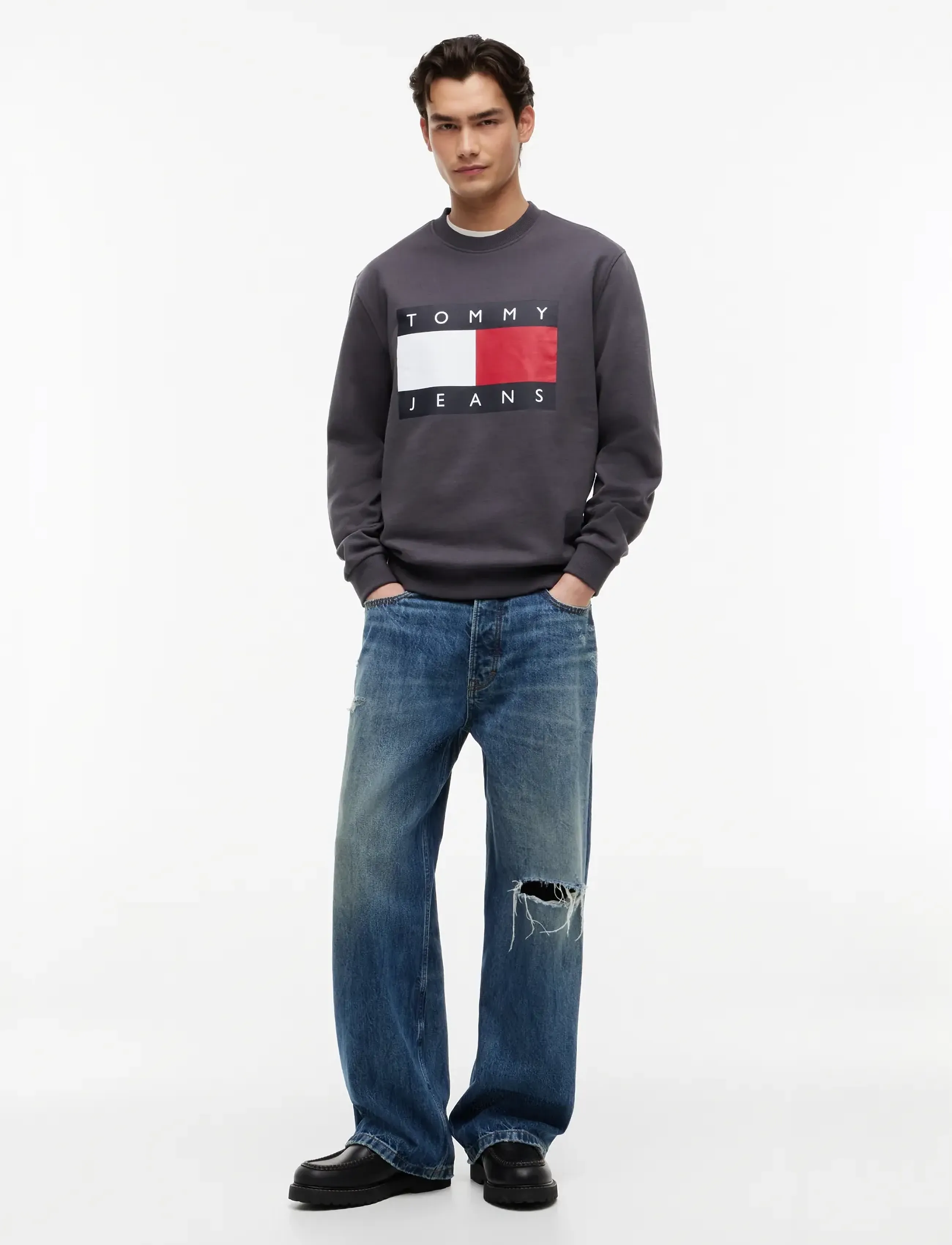 Tommy Jeans - TJM REG BIG FLAG CNECK EXT - autumn savings - washed black - 4