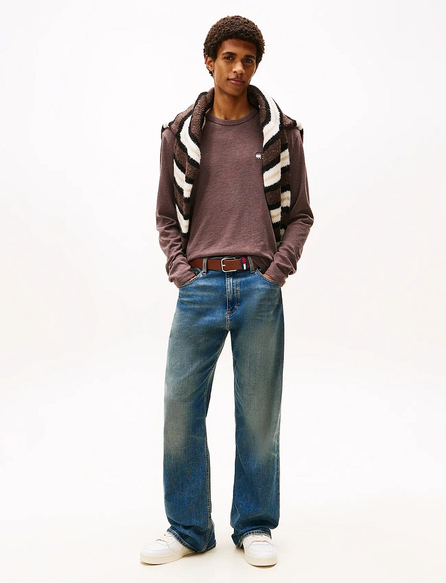 Tommy Jeans - TJM REG BADGE TEE LS EXT - pikkade varrukatega t-särgid - black walnut htr - 2