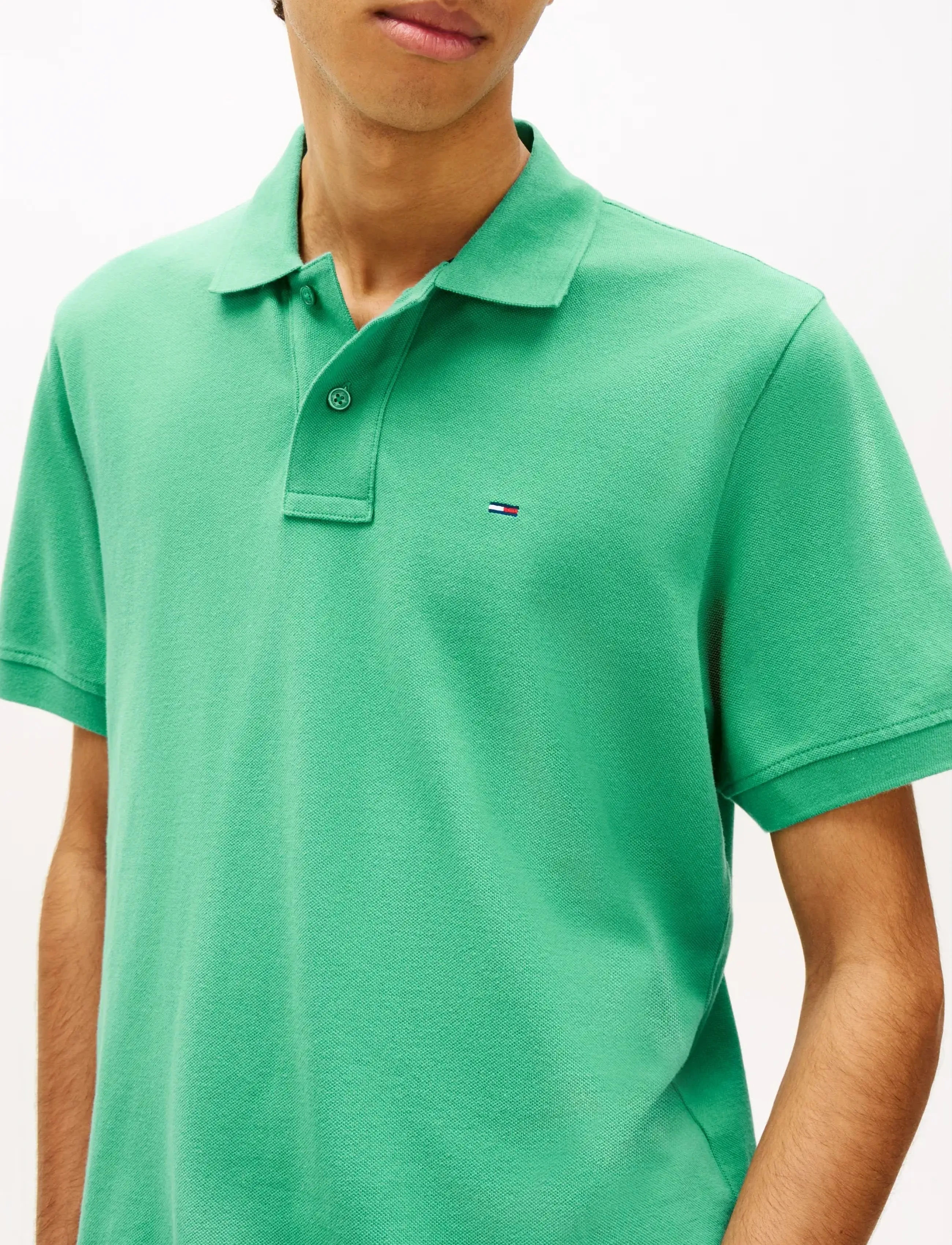 Tjm Reg Ess Polo Ext 4
