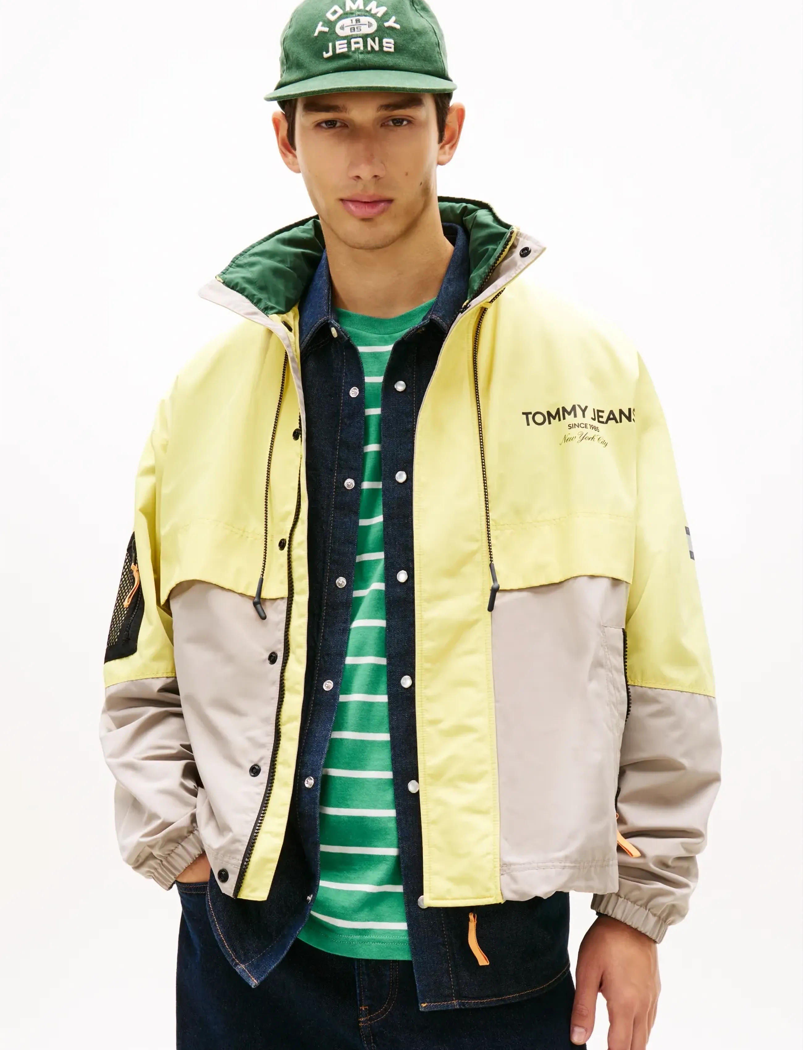 Tommy Jeans TJM COLORBLCK WINDCHEATER JACKET - Nyheter - LIMESTONE DUST MULTI / yellow