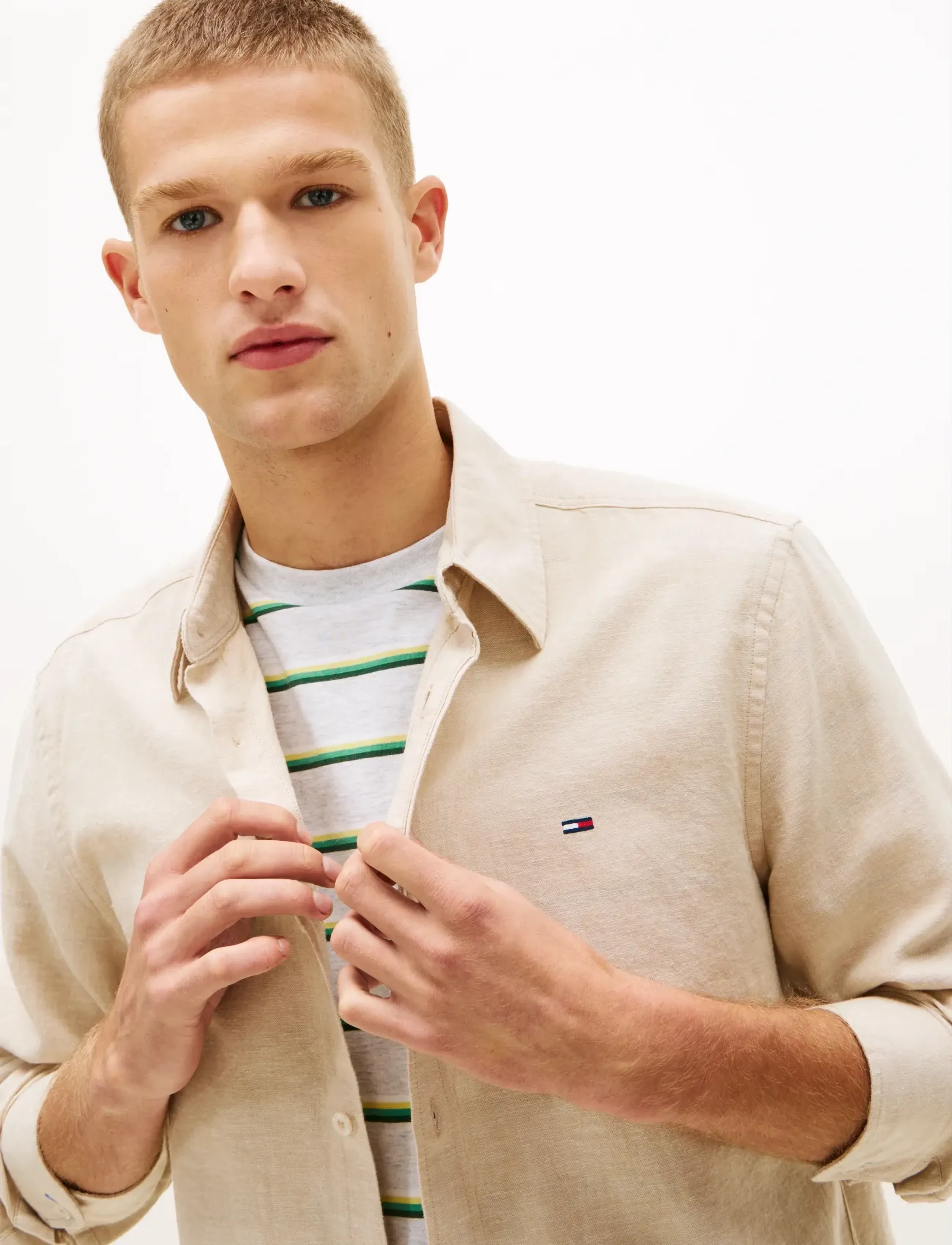 Tommy Jeans - TJM REG LINEN BLEND SHIRT EXT - hørskjorter - gentle gold - 4