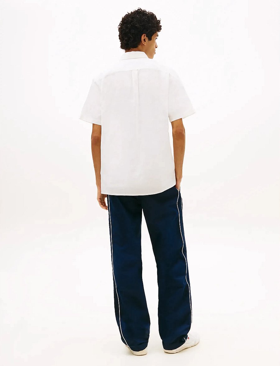 Tommy Jeans - TJM REG SEERSUCKER SHIRT EXT - short-sleeved shirts - ancient white - 2