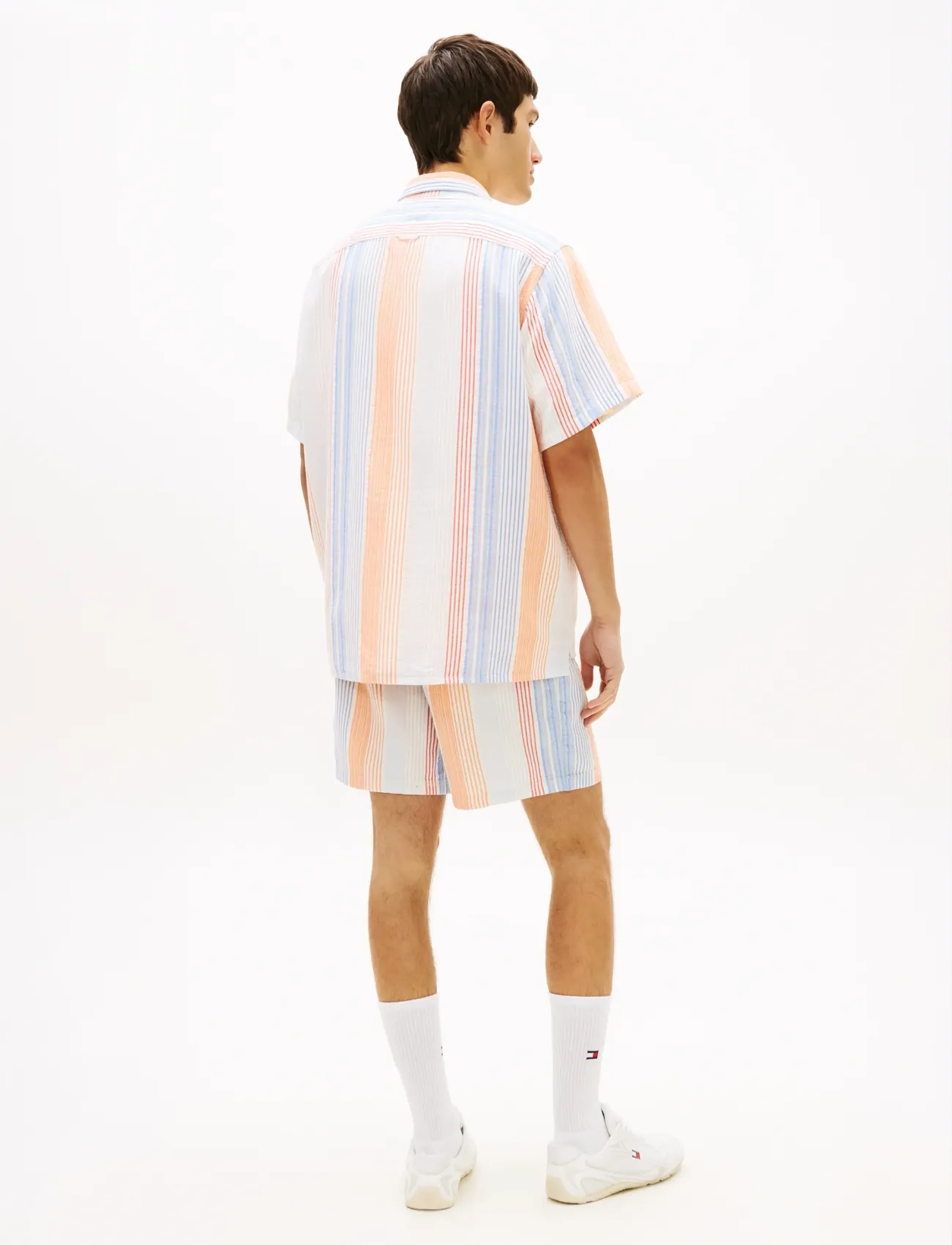 Tommy Jeans - TJM RLX STRIPE SS SHIRT EXT - kortærmede skjorter - ancient white stripes - 2