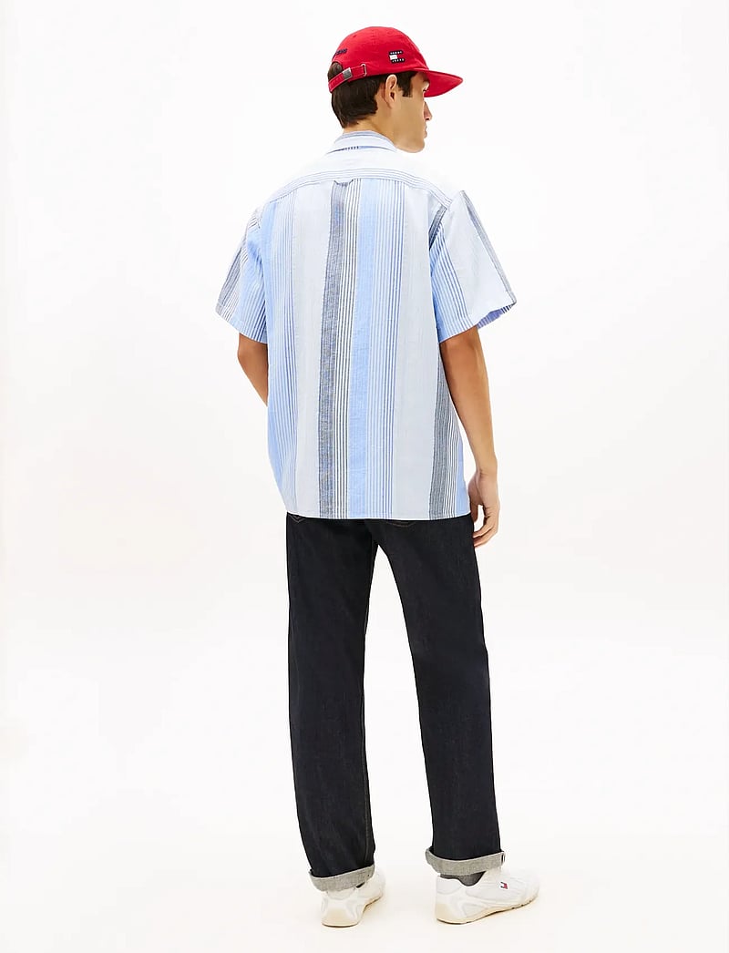 Tommy Jeans - TJM RLX STRIPE SS SHIRT EXT - kortærmede skjorter - sweet blue stripes - 2