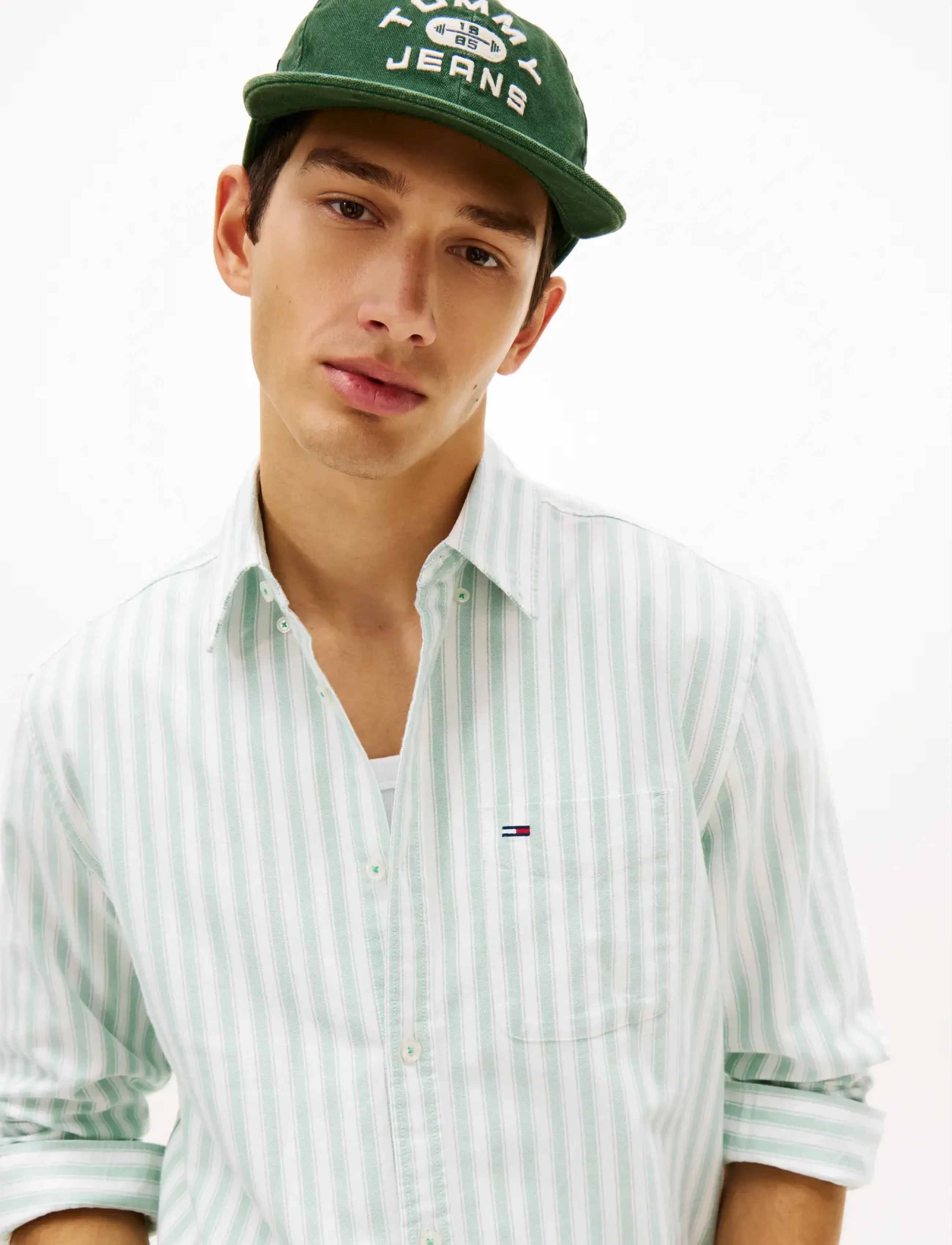 Tommy Jeans - TJM REG STRIPE OXFORD SHIRT EXT - stribede skjorter - bahama green stripe - 4