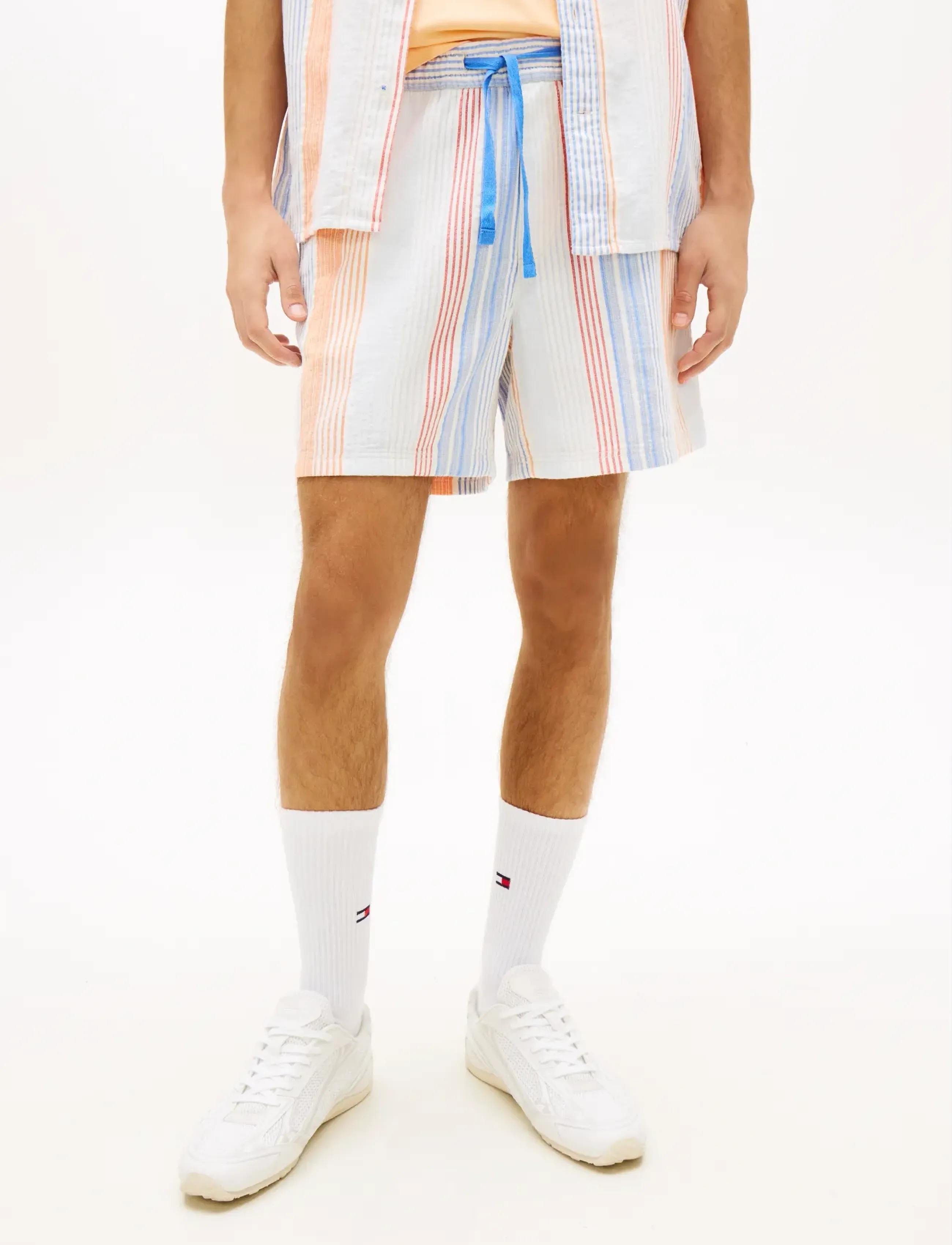Tommy Jeans TJM TEXTURED STRIPE SHORT EXT - Tommy Jeans - ANCIENT WHITE STRIPES / multi