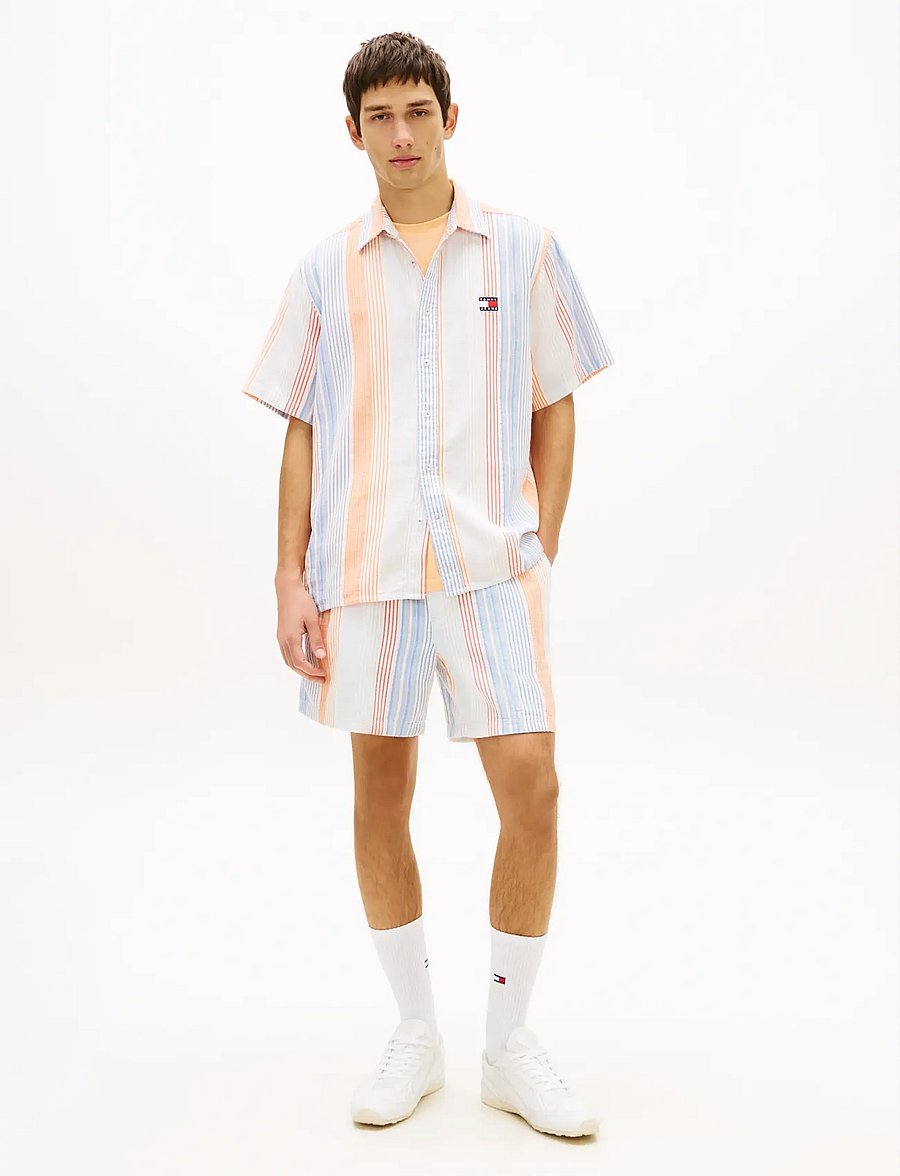 Tommy Jeans - TJM TEXTURED STRIPE SHORT EXT - lühikesed vabaajapüksid - ancient white stripes - 3