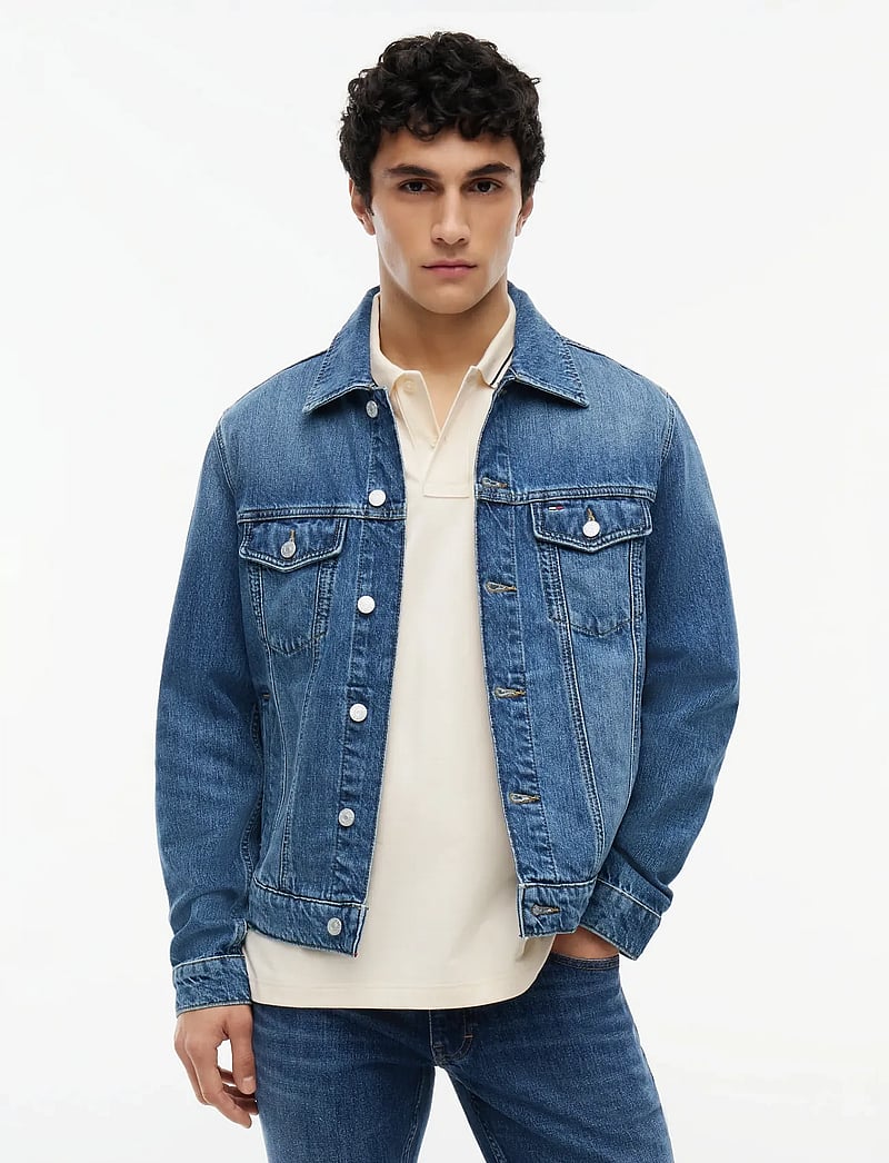 Tommy Jeans - RYAN RGLR TRCKR JCKT EXT BJ8038 - voodrita teksajakid - denim medium - 0