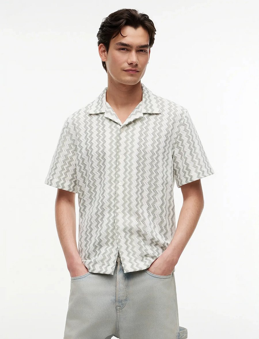 Tommy Jeans - TJM REG CLUB LACE SS SHIRT - kortærmede skjorter - spring olive - 0