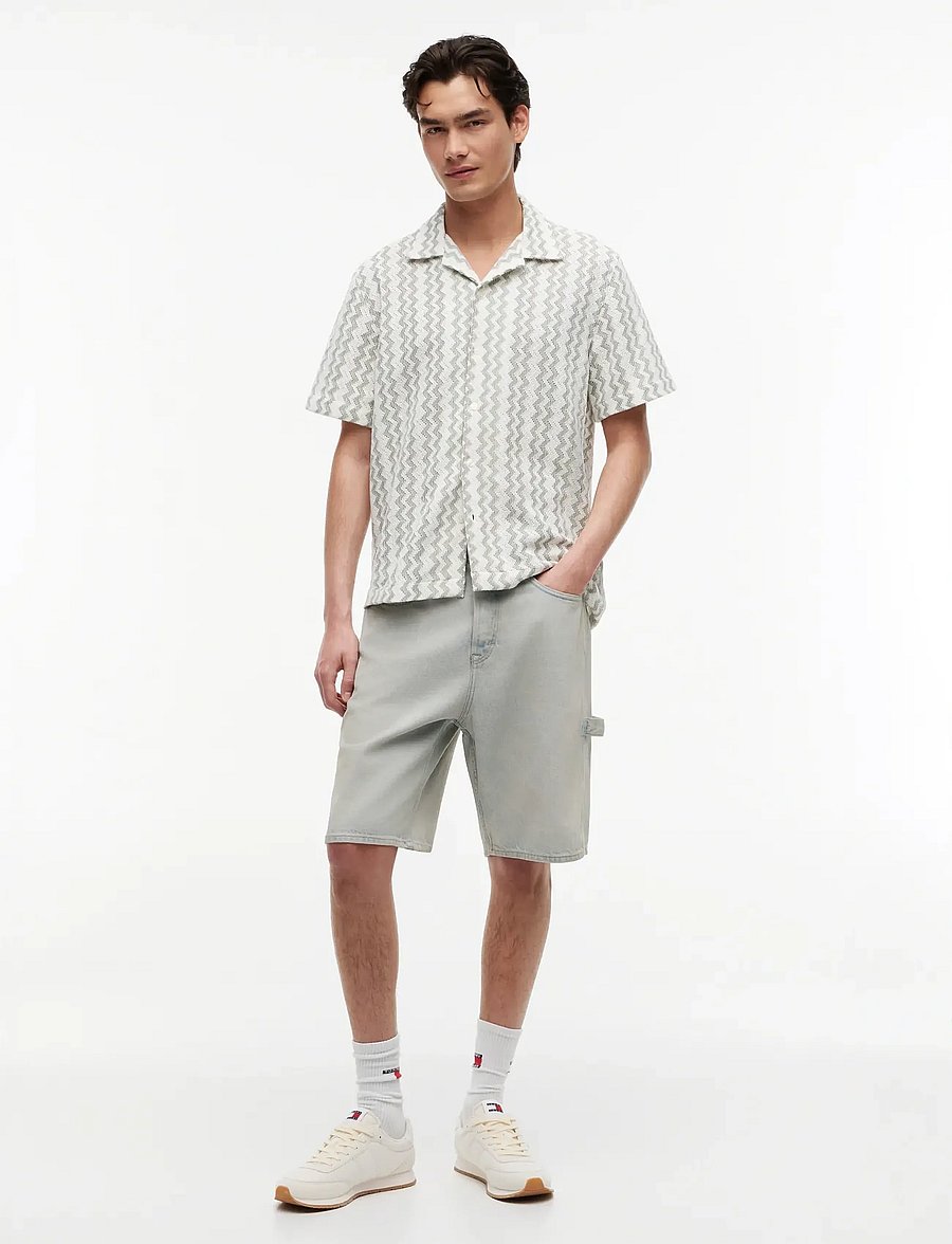 Tommy Jeans - TJM REG CLUB LACE SS SHIRT - kortærmede skjorter - spring olive - 4