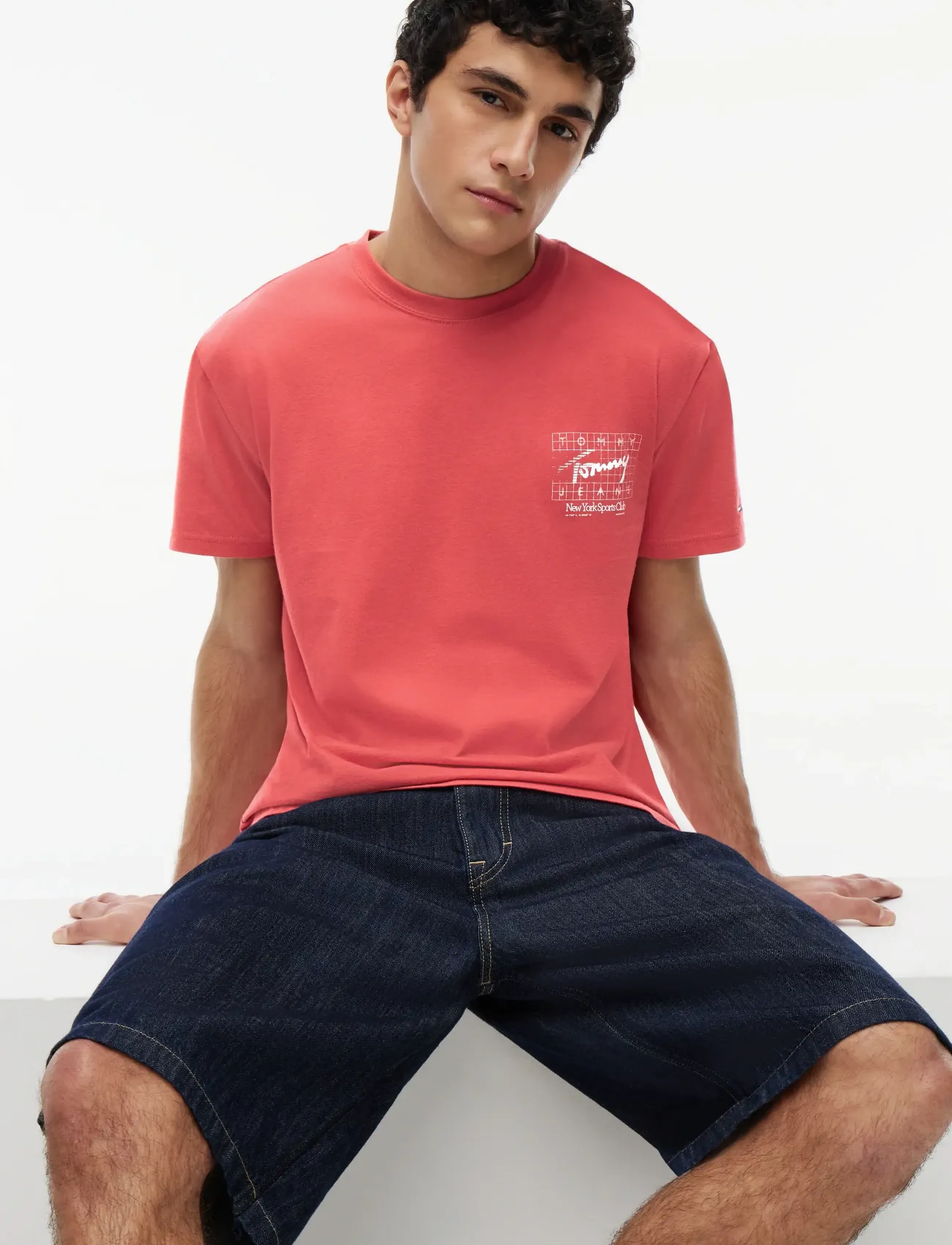 Tommy Jeans - TJM REG SIGN FLAG SS TEE EXT - lühikeste varrukatega t-särgid - anthem red - 3