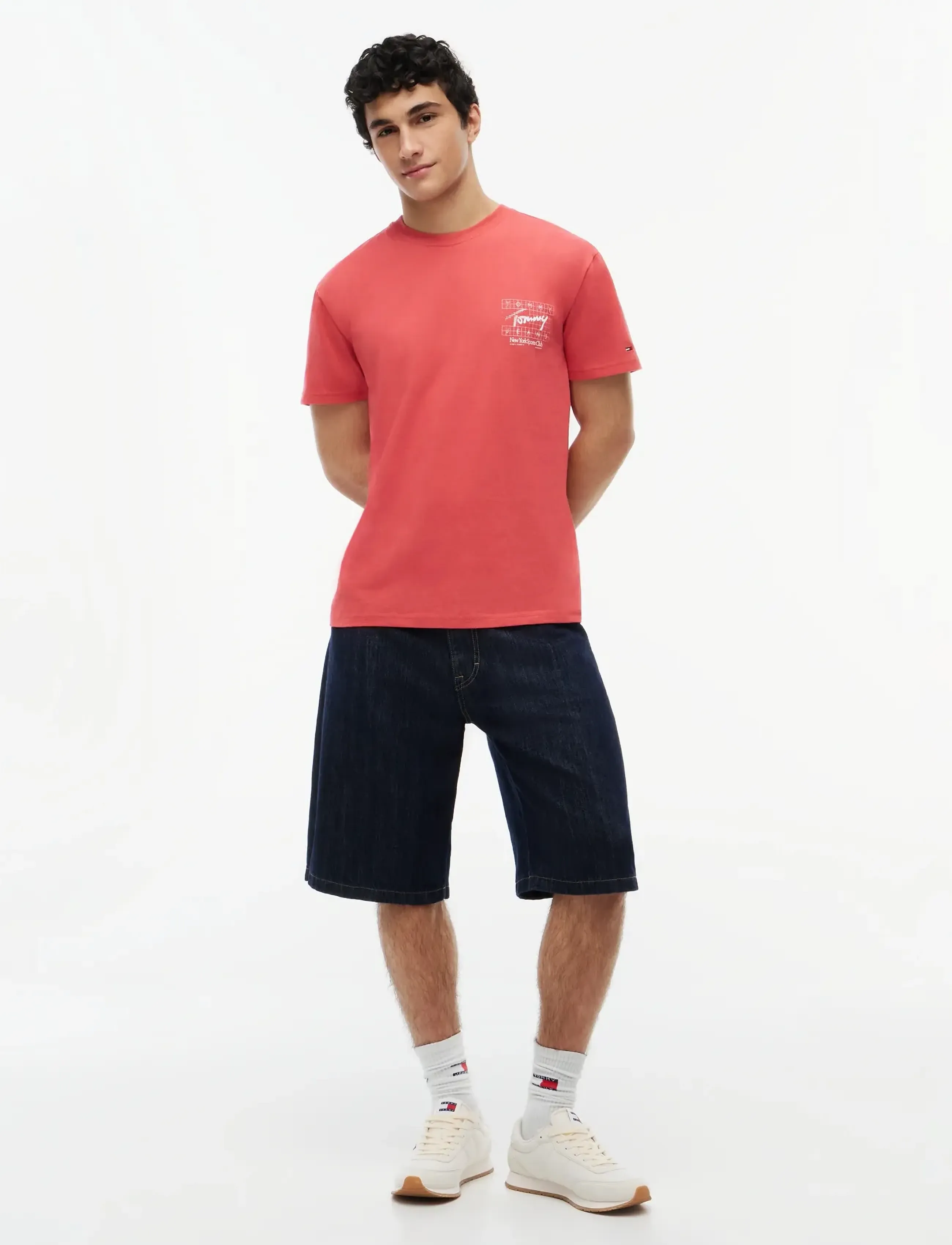 Tommy Jeans - TJM REG SIGN FLAG SS TEE EXT - lühikeste varrukatega t-särgid - anthem red - 4