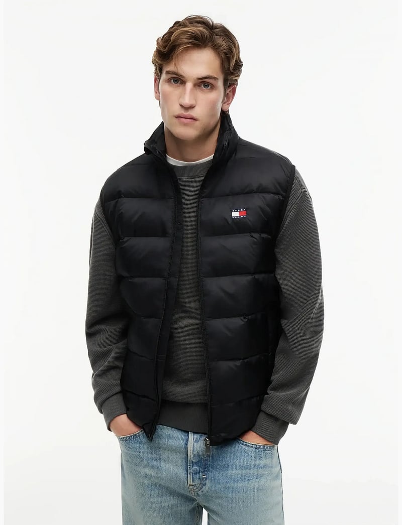 Tommy Jeans - TJM LIGHT DOWN PACKABLE VEST - vests - black - 0