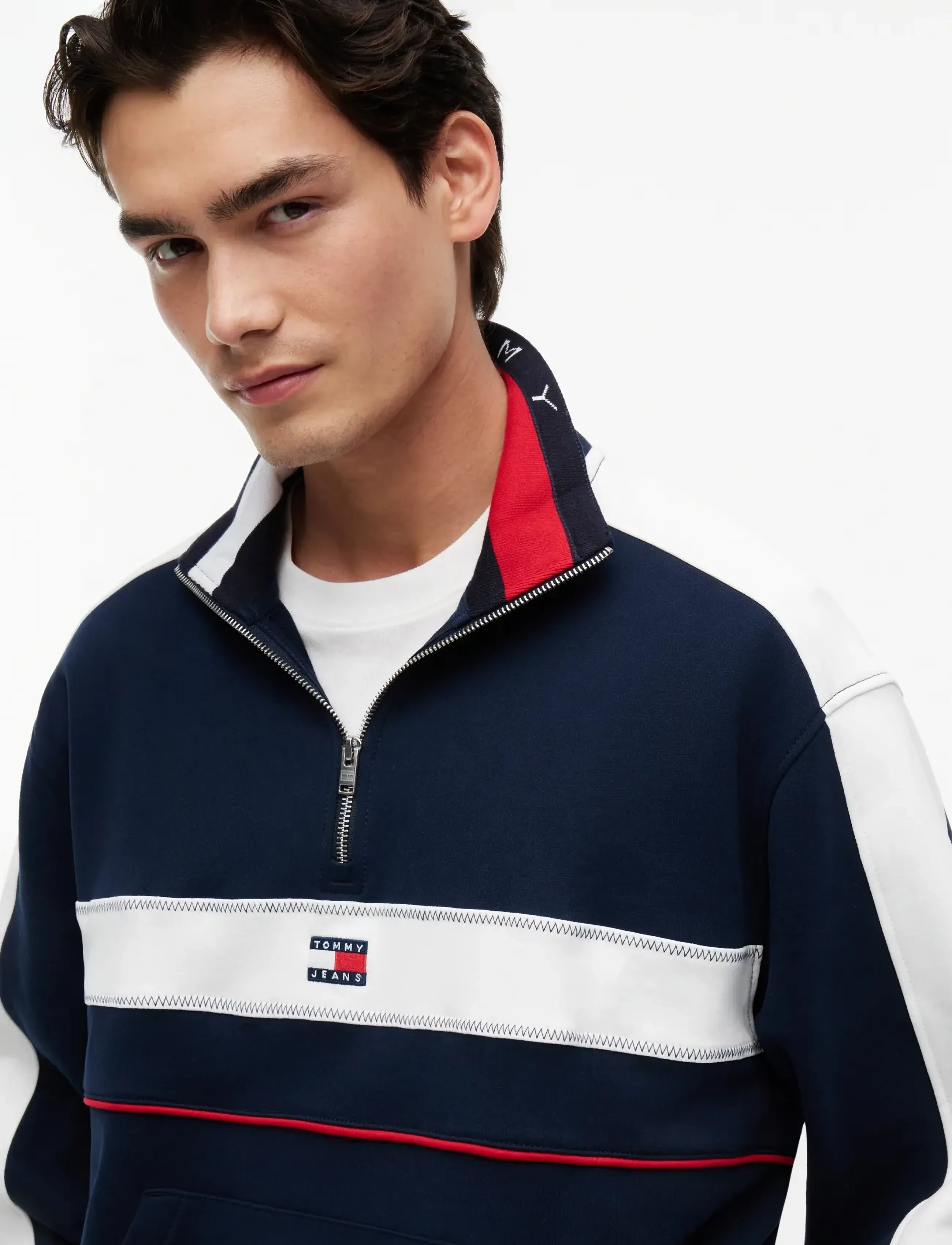 Sweatshirt 'Colour-blocked Quarter-zip Relaxed' mörkblå / röd 4
