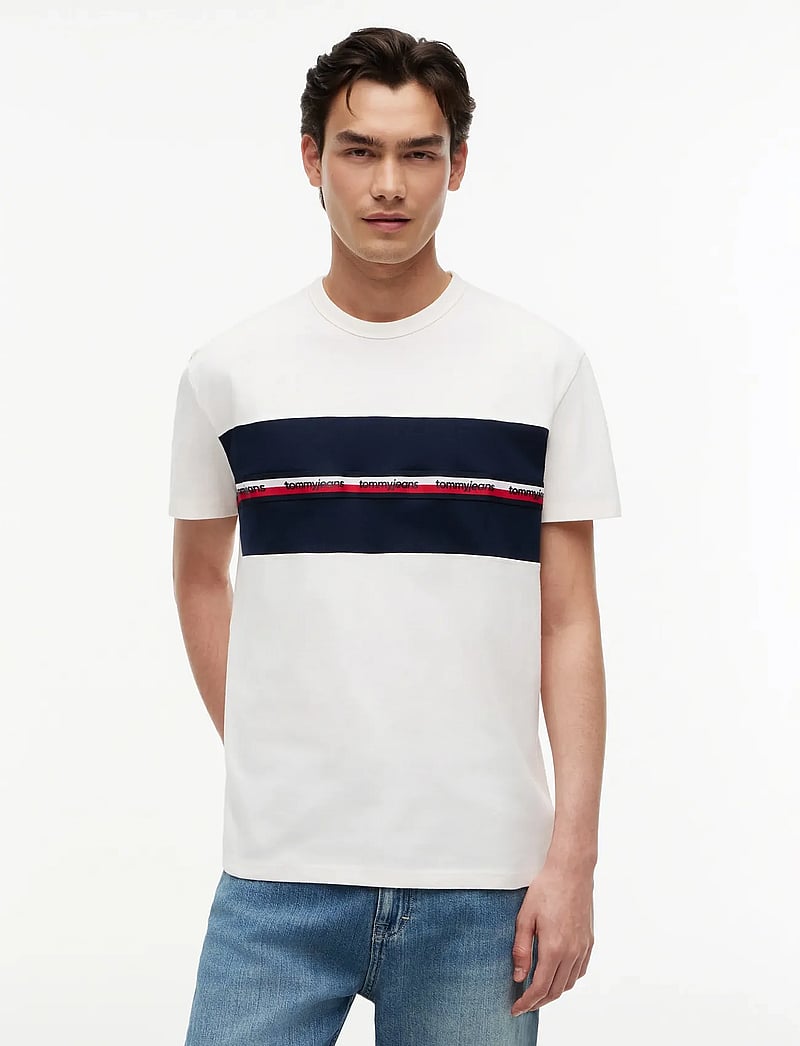 Tommy Jeans - TJM REG TAPE TEE - kurzärmelig - ancient white - 0
