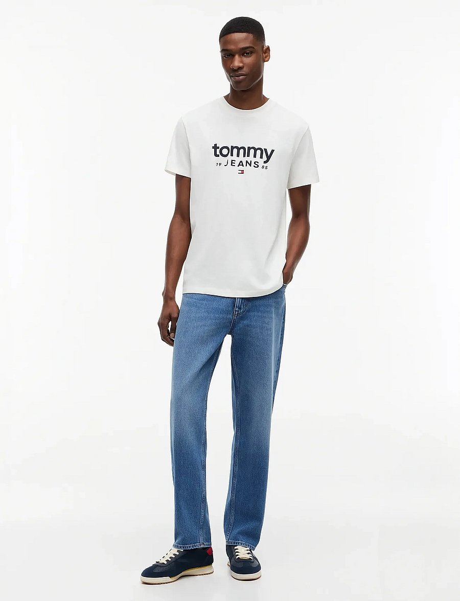 Tommy Jeans - TJM SLIM GRAPHIC TEE EXT - kurzärmelige t-shirts - ancient white - 4