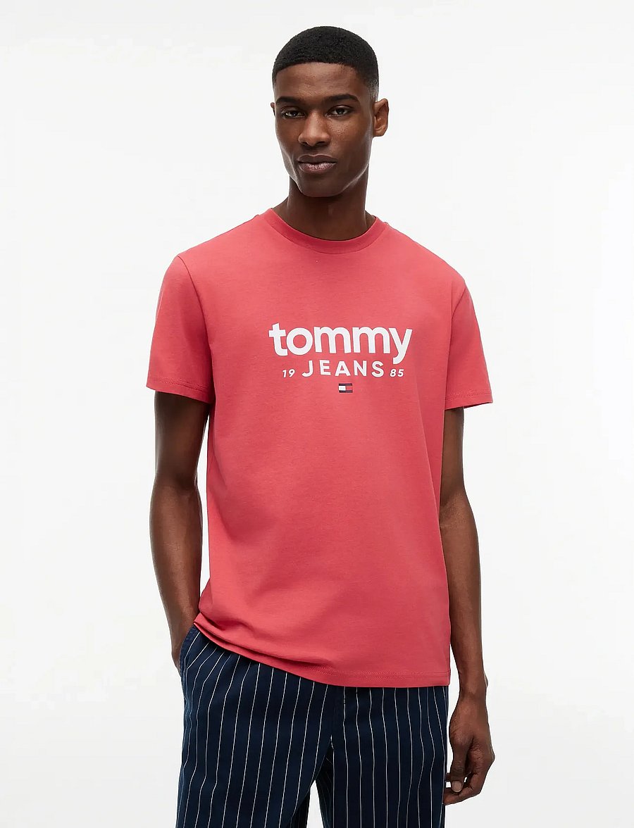 Tommy Jeans - TJM SLIM GRAPHIC TEE EXT - kurzärmelige t-shirts - anthem red - 0