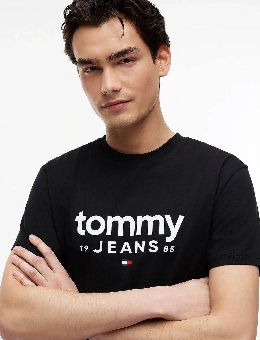 Tommy Jeans - TJM SLIM GRAPHIC TEE EXT - short-sleeved t-shirts - black - 3