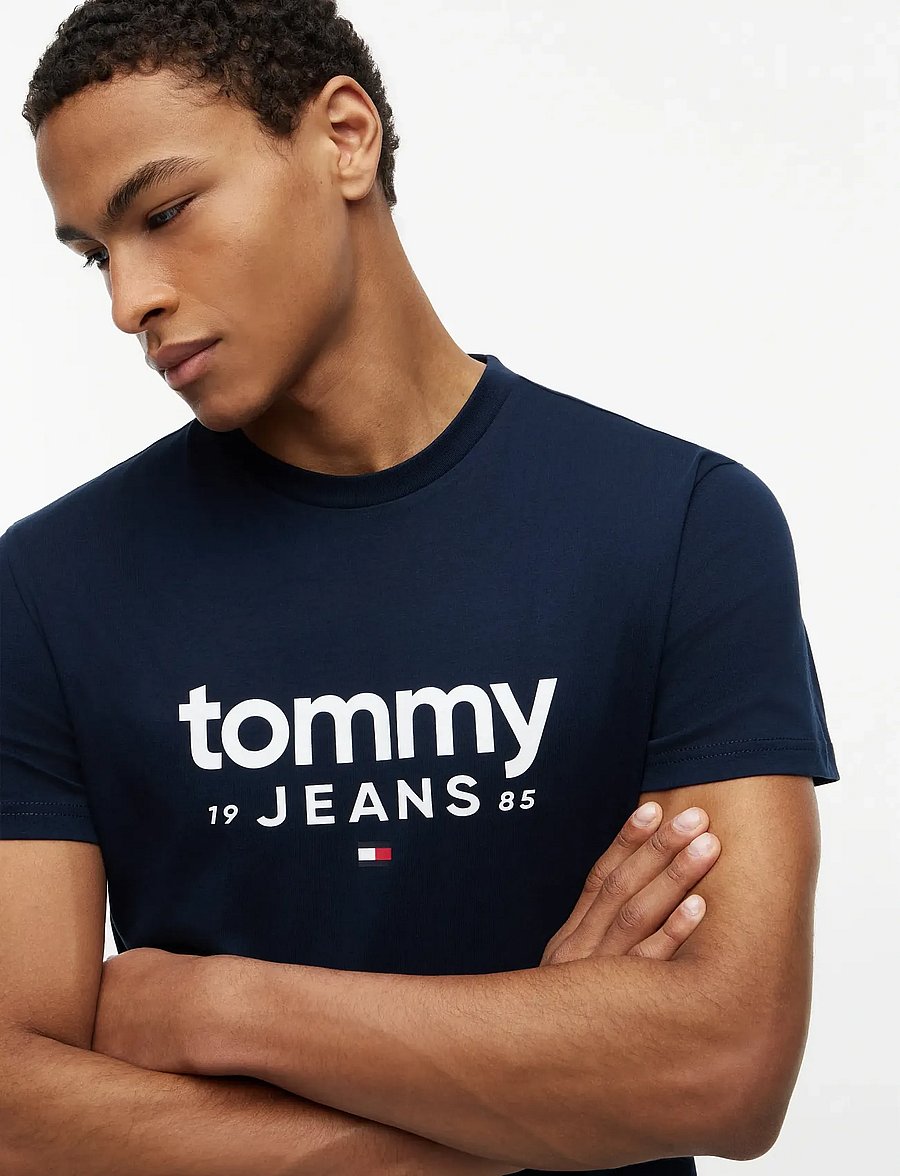 Tommy Jeans - TJM SLIM GRAPHIC TEE EXT - kurzärmelige t-shirts - dark night navy - 3