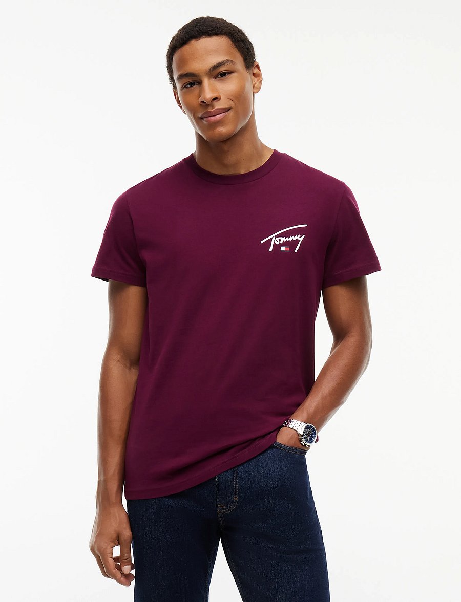 Tommy Jeans - TJM SLIM SIGNATURE CHEST TEE EXT - kurzärmelige t-shirts - calypso berry - 0