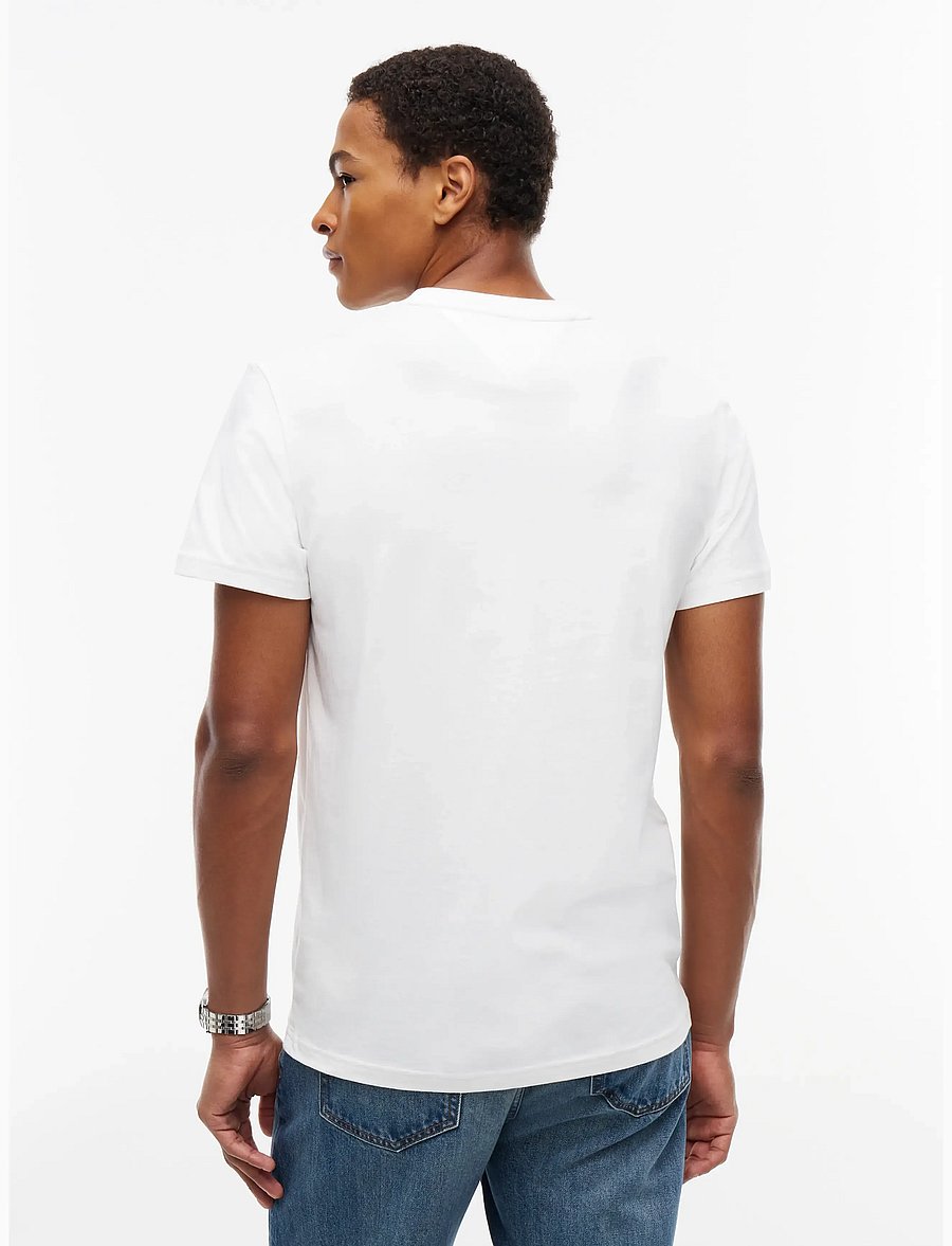 Tommy Jeans - TJM SLIM SIGNATURE CHEST TEE EXT - kurzärmelige t-shirts - ecru - 2