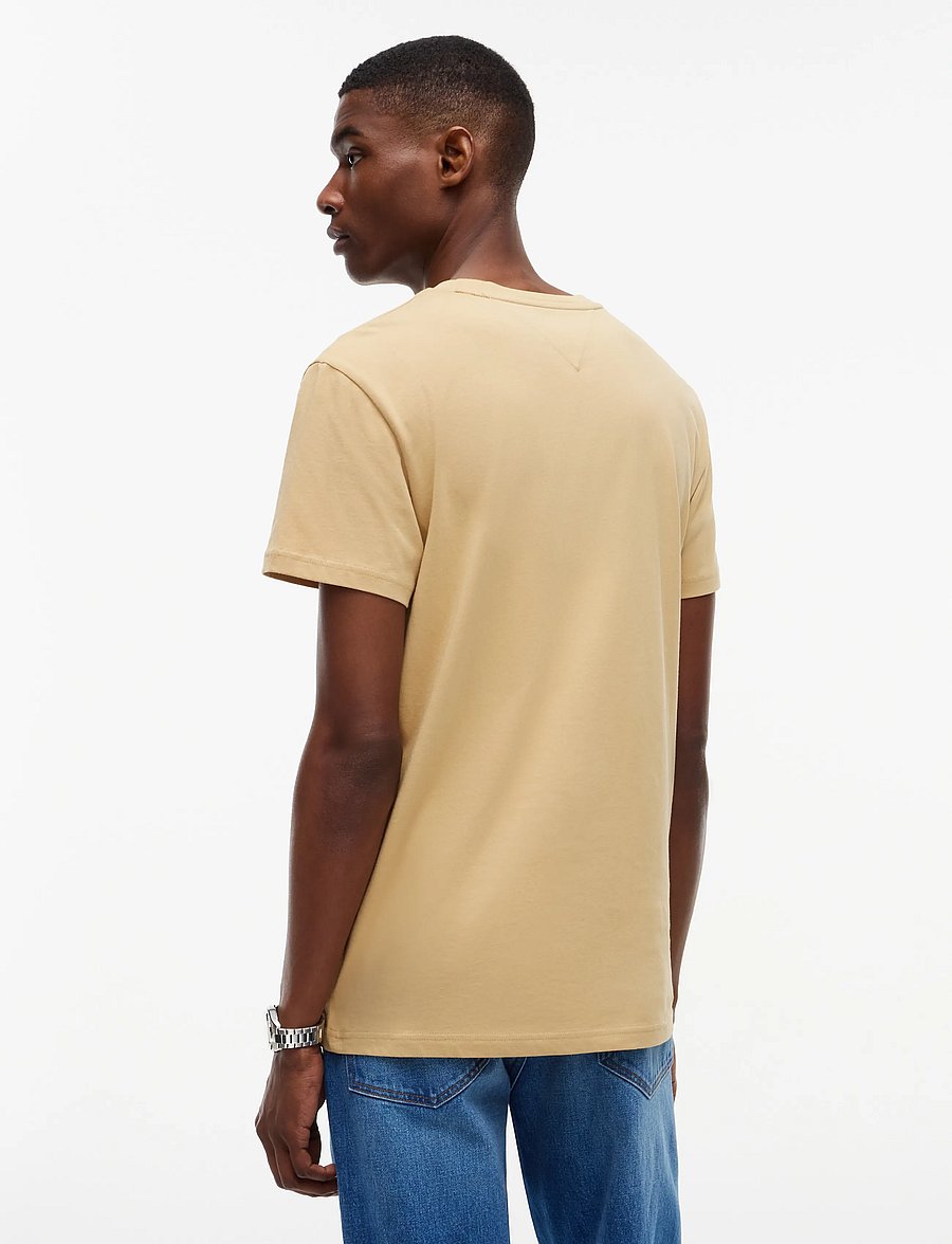 Tommy Jeans - TJM SLIM SIGNATURE CHEST TEE EXT - lühikeste varrukatega t-särgid - sandy beige - 2