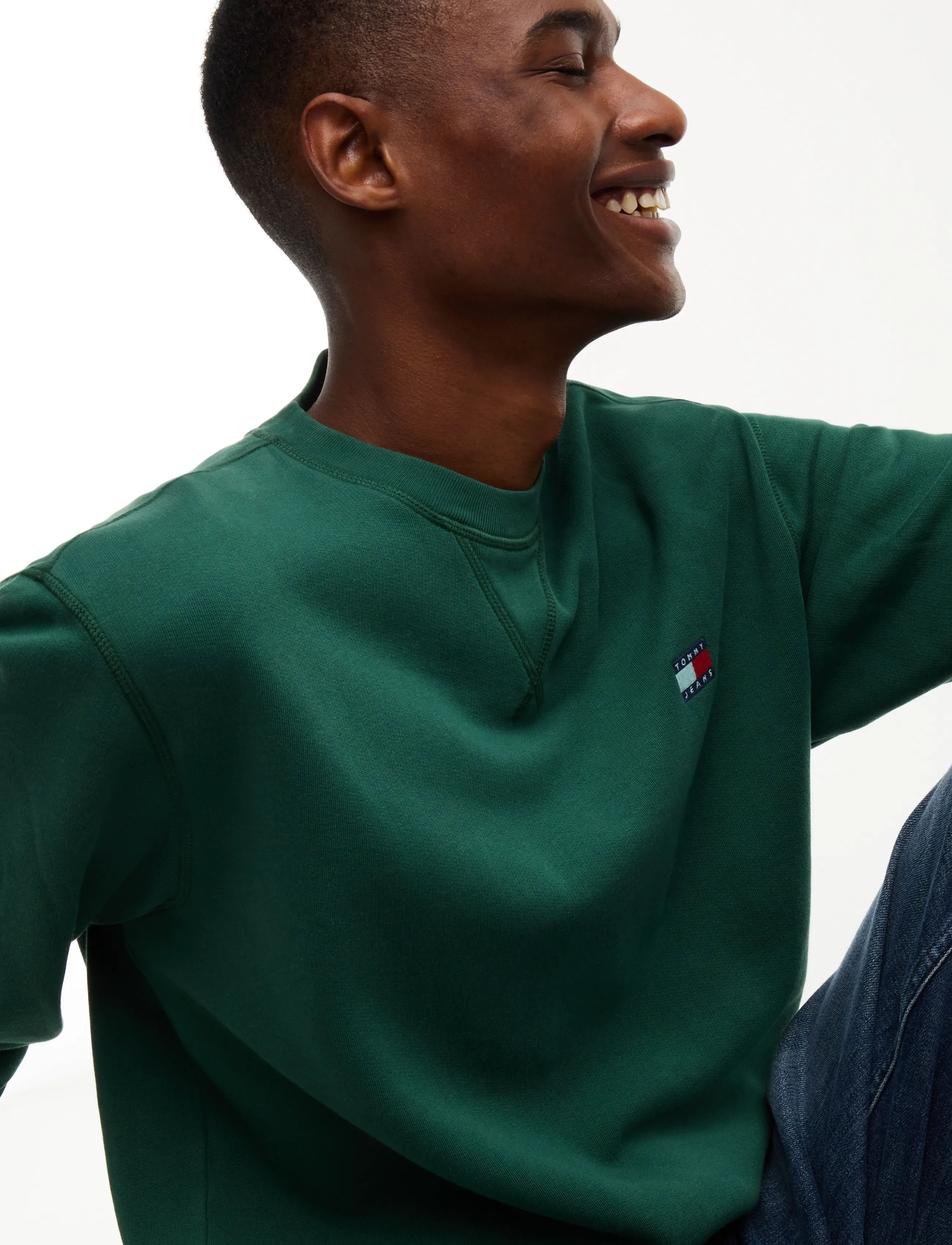 Tommy Jeans - TJM REG BADGE CREW EXT - dressipluusid - velvet green - 3