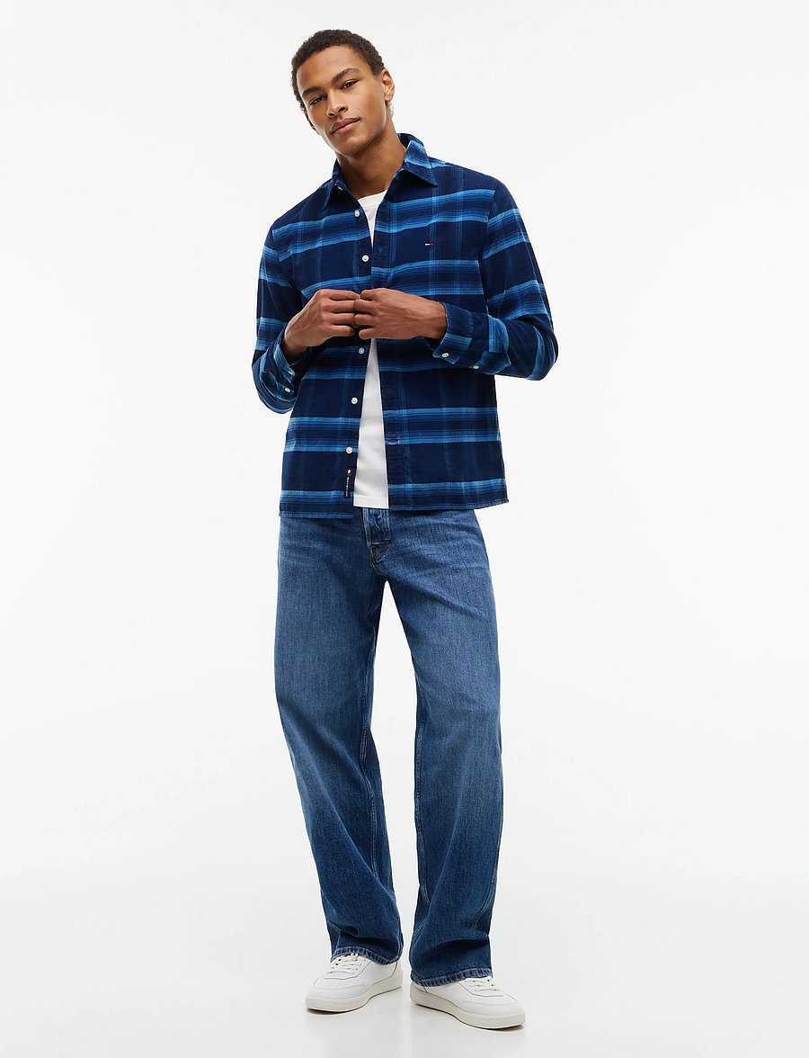 Tommy Jeans - TJM REG PATTERN CORDUROY SHIRT - karierte hemden - basic navy check - 4