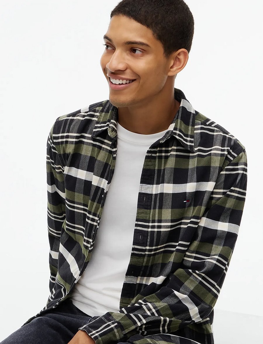 Tommy Jeans - TJM REG PATTERN CORDUROY SHIRT - rutiga skjortor - black check - 3