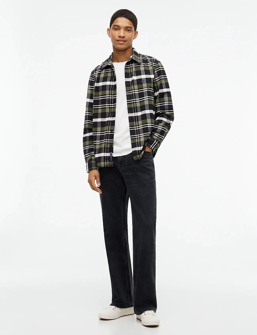 Tommy Jeans - TJM REG PATTERN CORDUROY SHIRT - rutiga skjortor - black check - 4