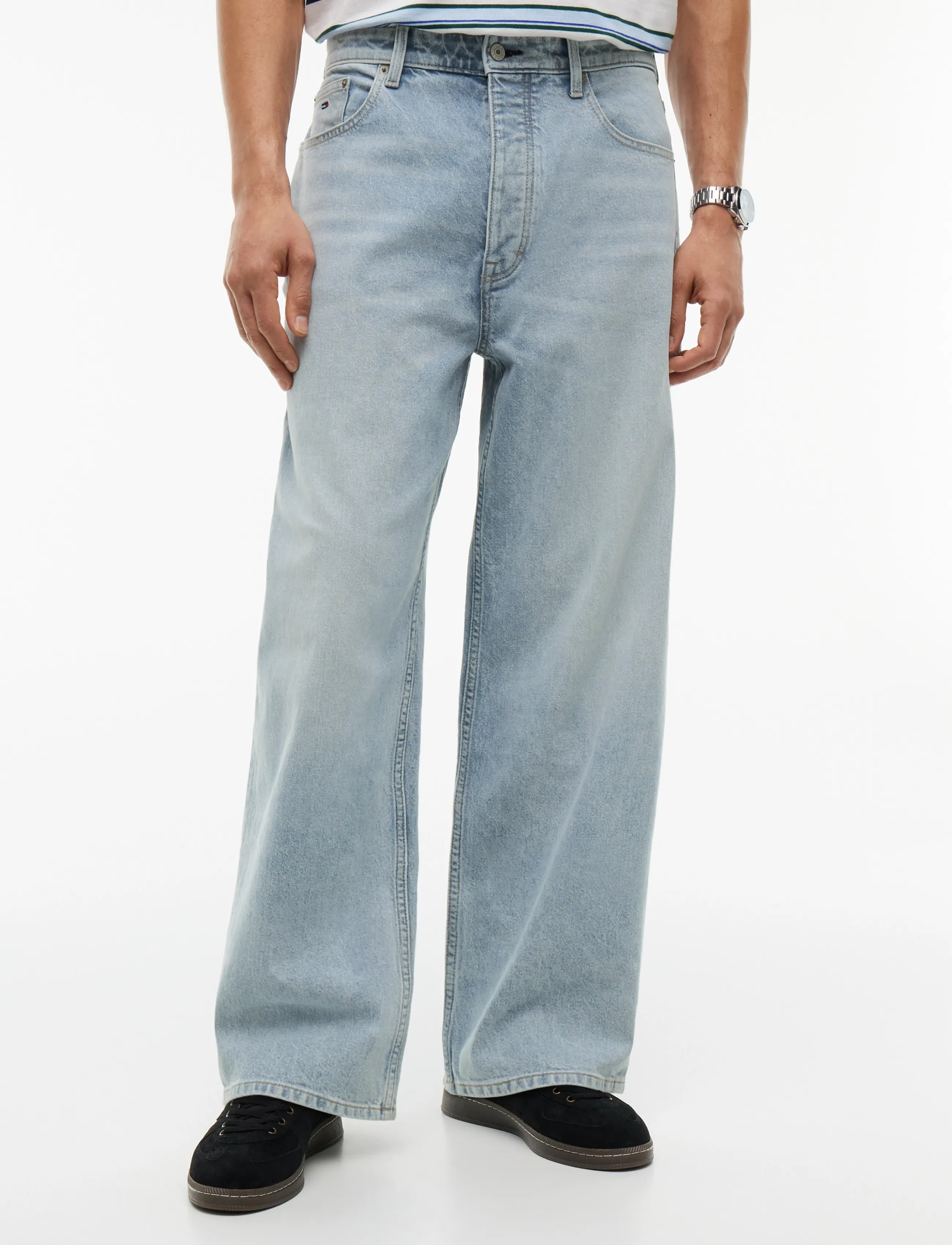 Tommy Jeans THEO BAGGY BJA110 - Weite Jeans - DENIM LIGHT / blue