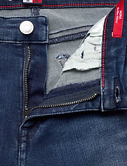 Tommy Jeans - NORA MR SKNY NNMBS - džinsa bikses ar šaurām starām - new niceville mid blue stretch - 3