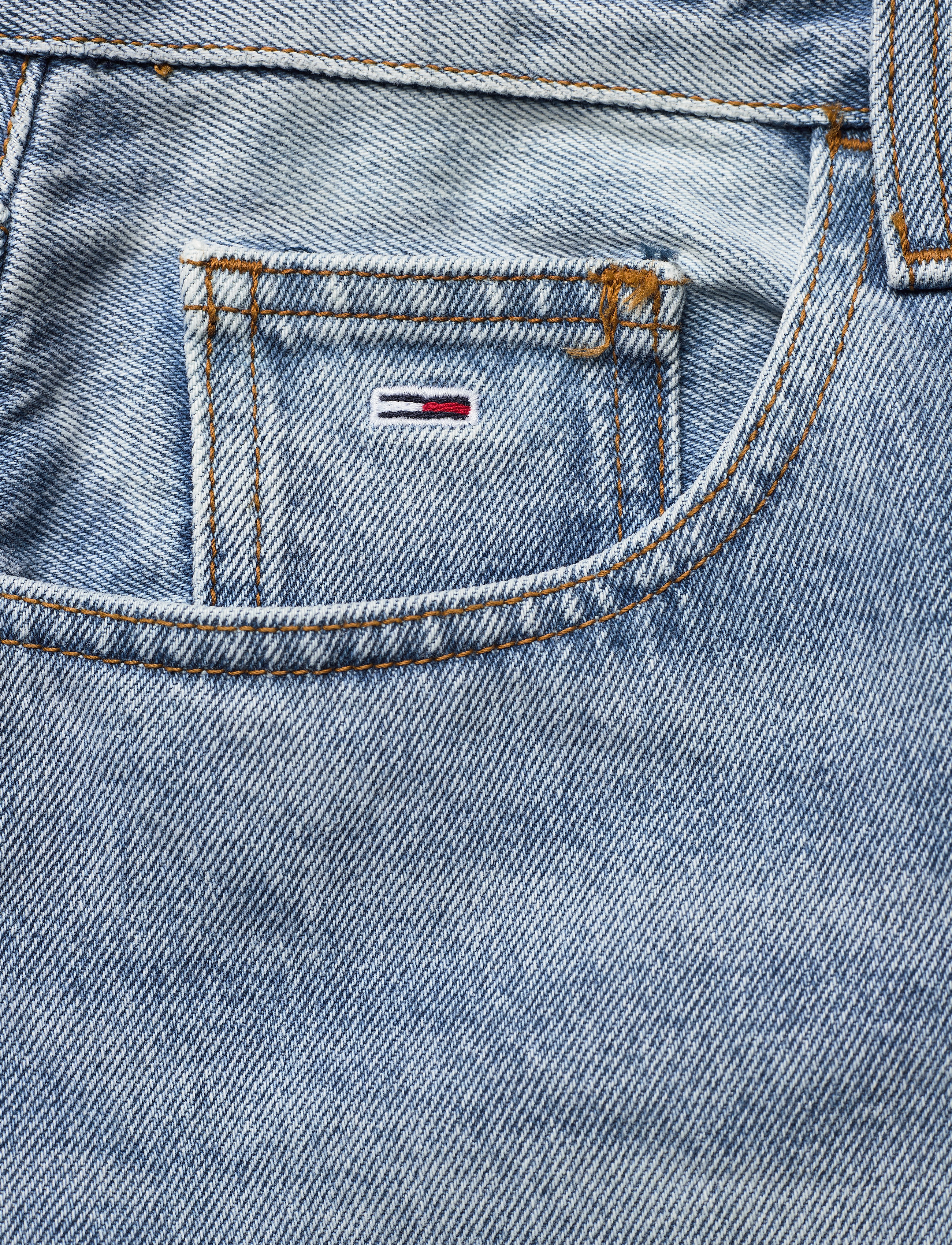 Tommy Jeans - MOM JEAN ULTRA HR TPRD EMF SPLBR - emf sp lb rgd - 2